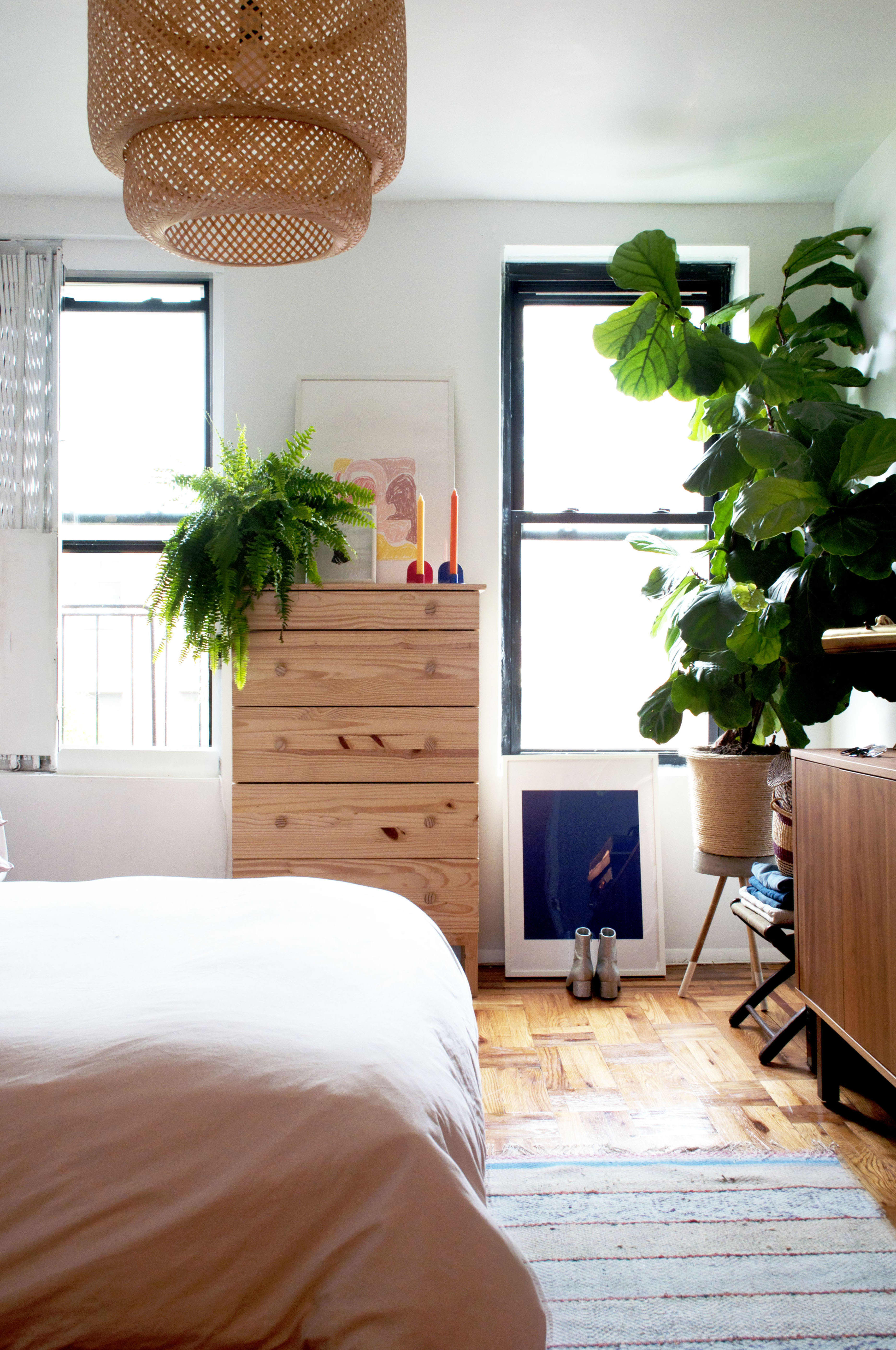 House Tour A Railroad Apartment in NYC Apartment Therapy