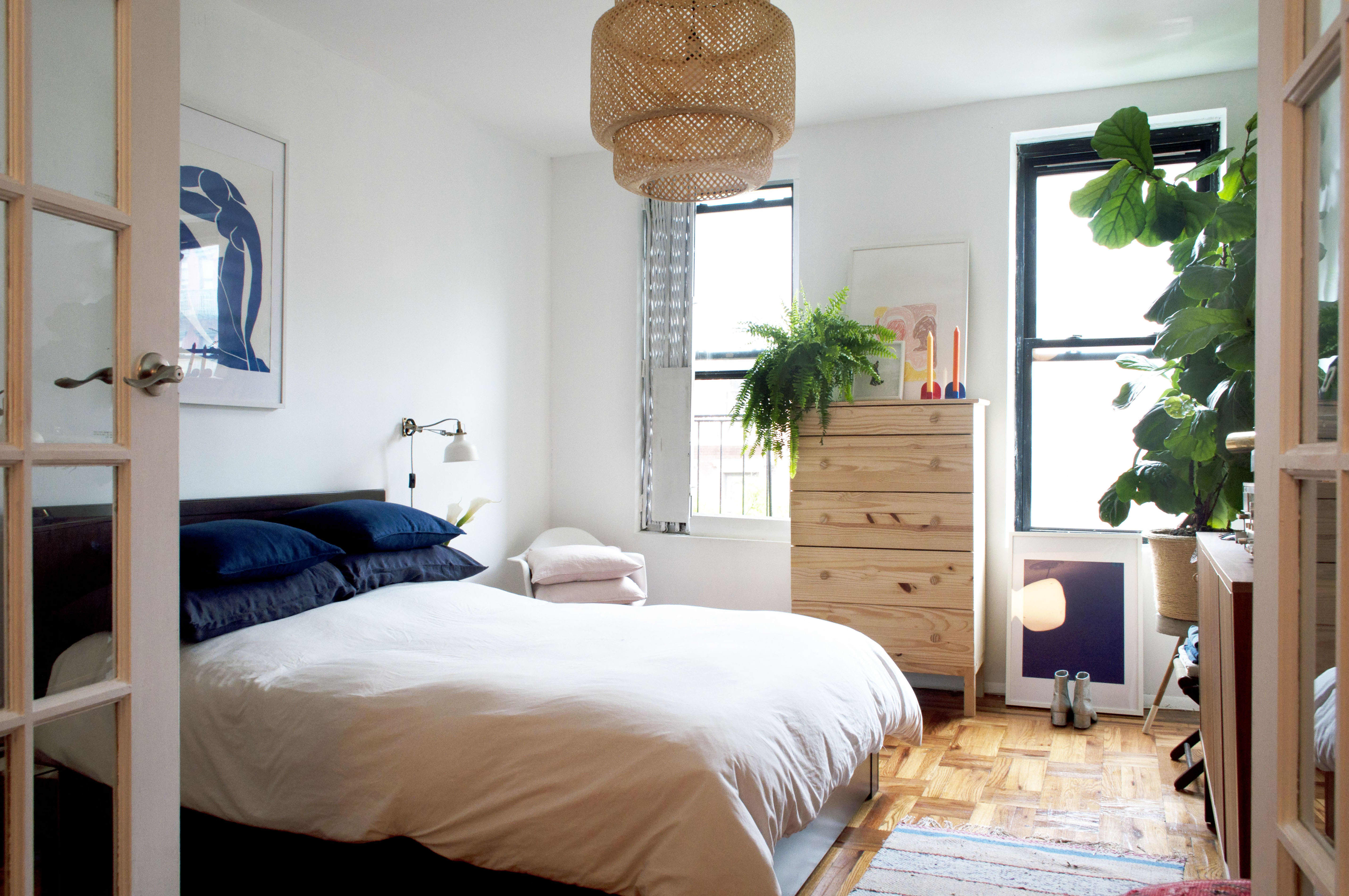 House Tour A Railroad Apartment in NYC Apartment Therapy