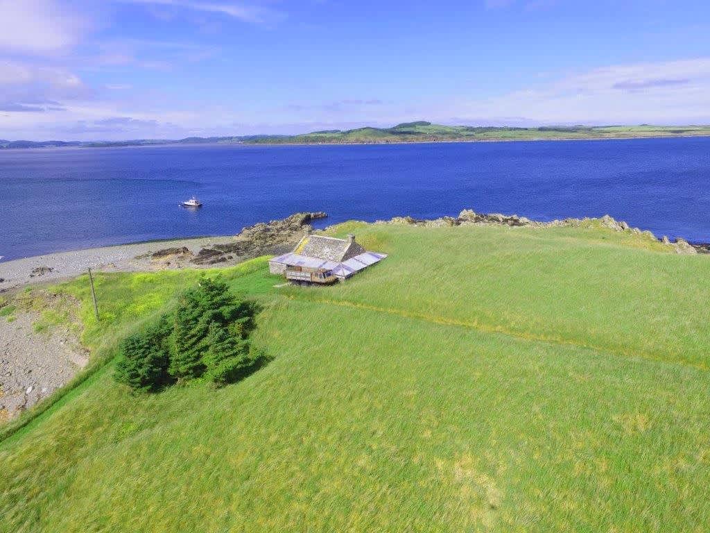 This Stunning 29Acre Scottish Island Is For Sale Apartment Therapy
