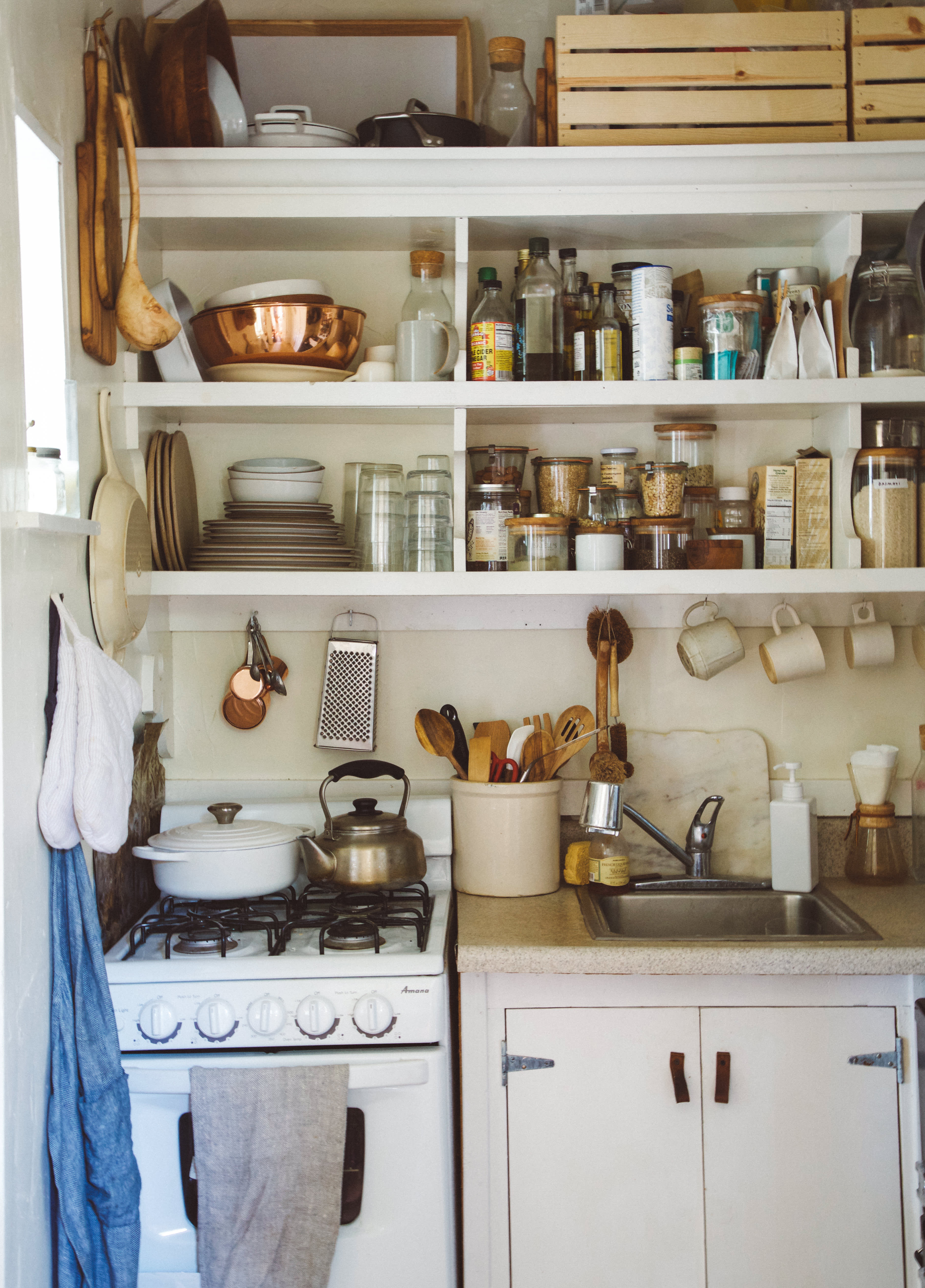 A 200SquareFoot Studio Apartment in Santa Barbara Apartment Therapy