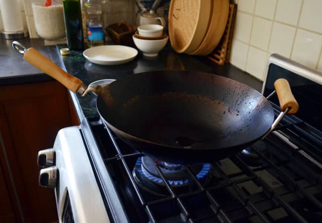 cleaning a carbon steel wok