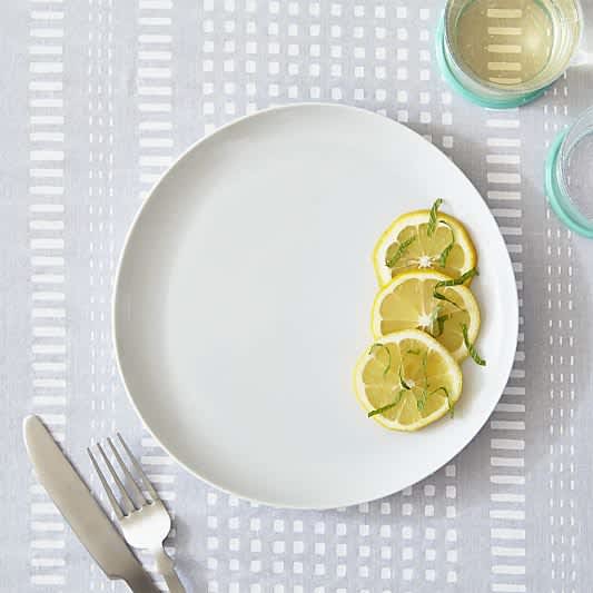 Why Plates With Curved Edges Are Great for Parties Kitchn