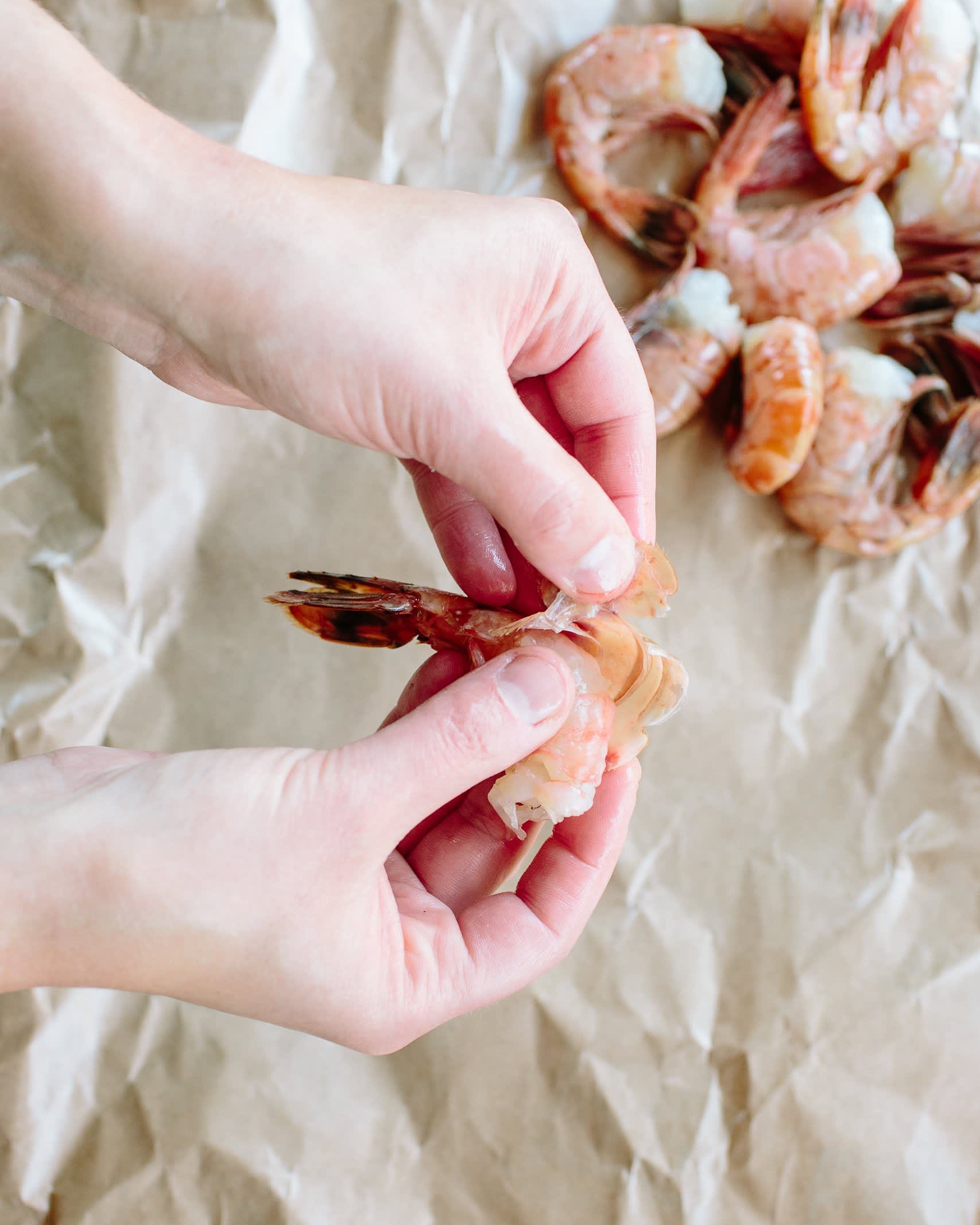 How to devein shrimp