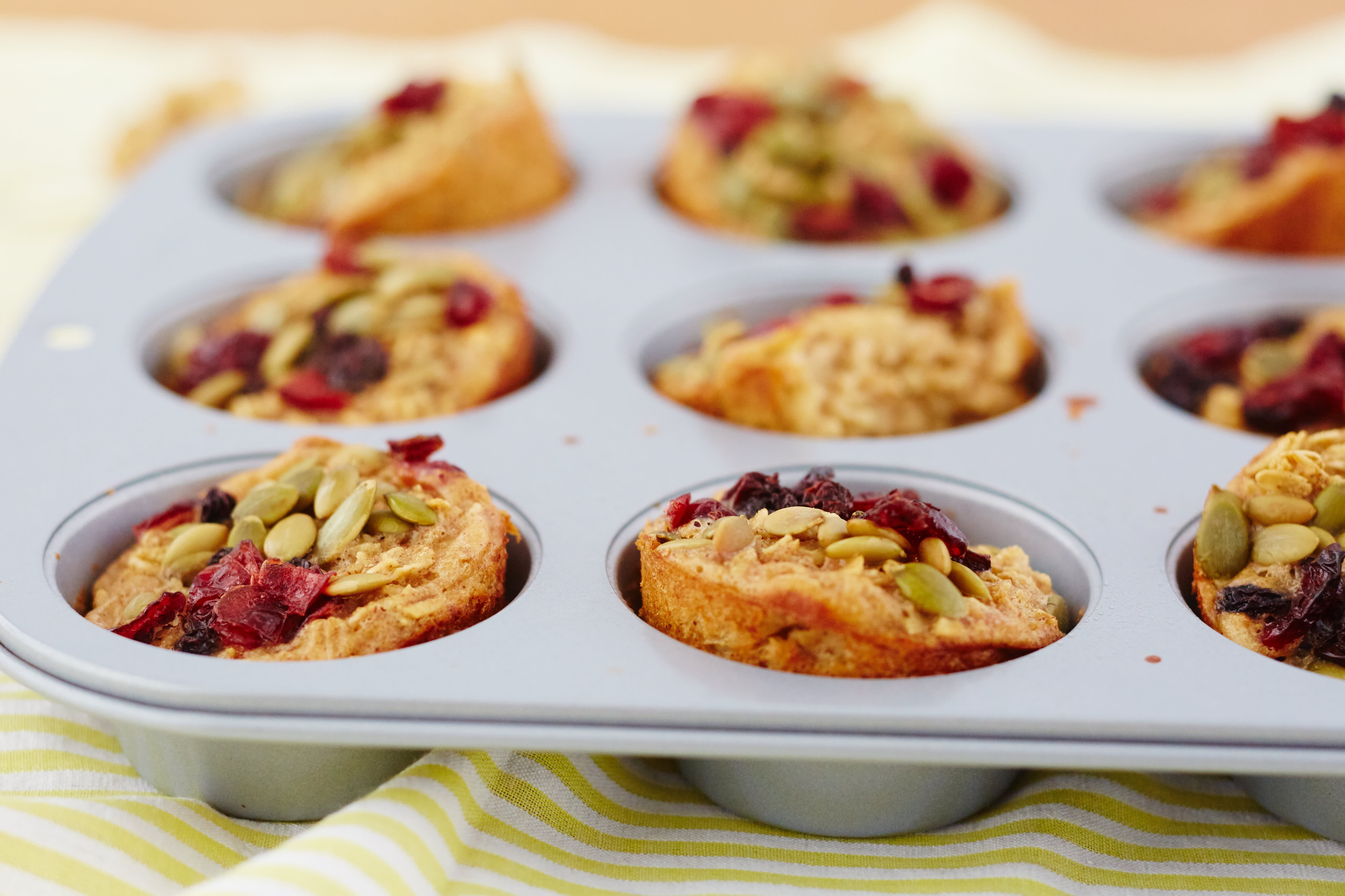 How To Make Tender Baked Oatmeal Cups Kitchn