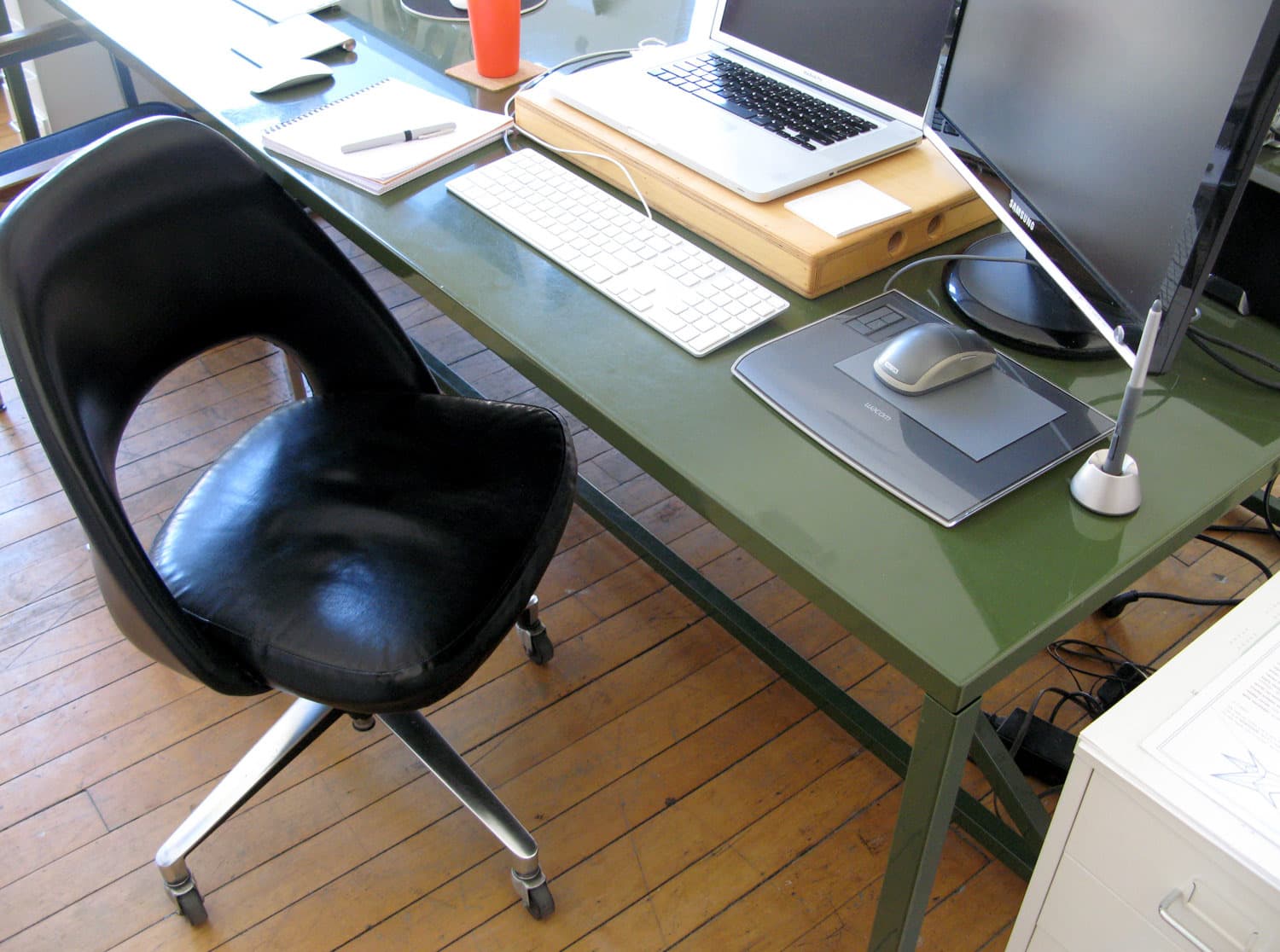 The Design Office S Vintage Modern Workspace Apartment Therapy The Design Office 8217 S Vintage Modern Workspace Gallery