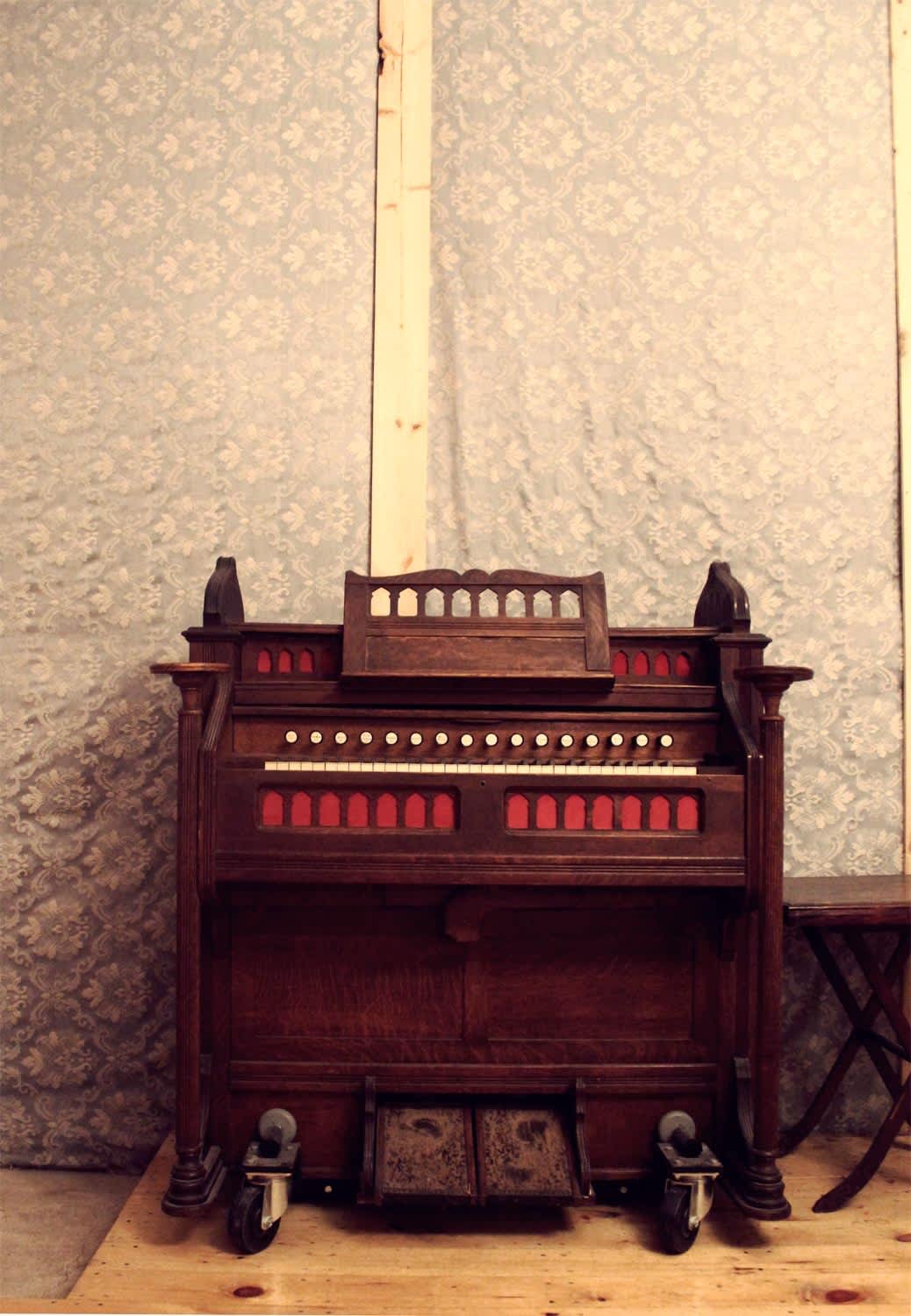 Mixing Music & Patterns In Vinegar Hill Apartment Therapy