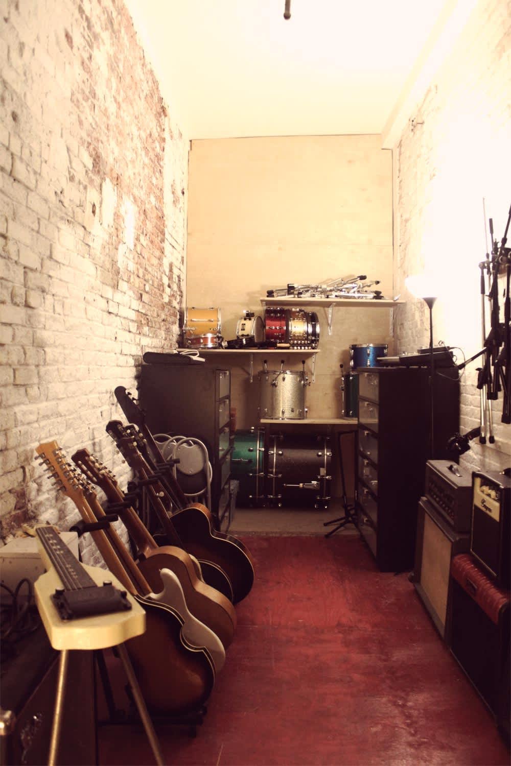 Mixing Music & Patterns In Vinegar Hill Apartment Therapy