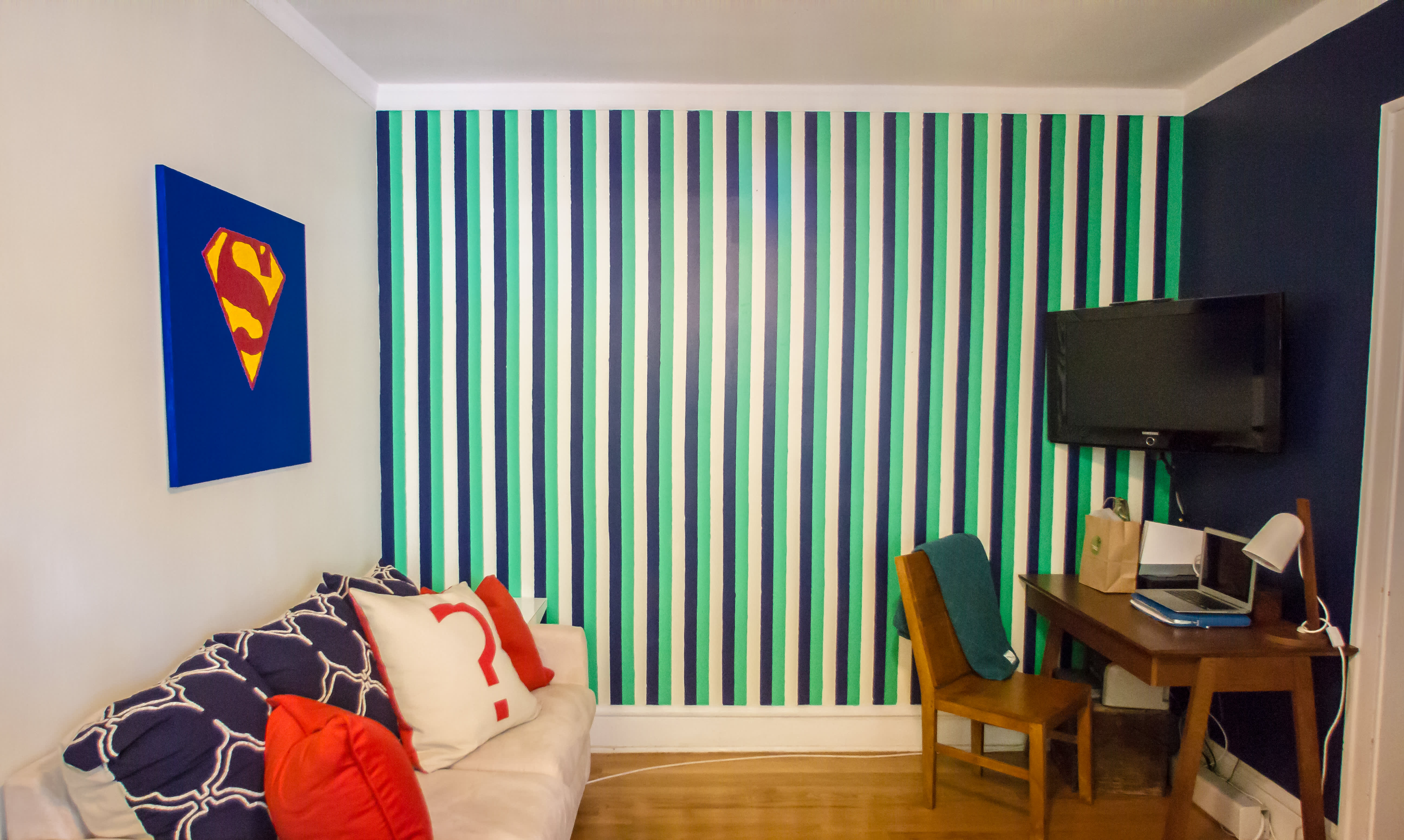 Stephen & Antwann’s Cool, Clever Home Apartment Therapy