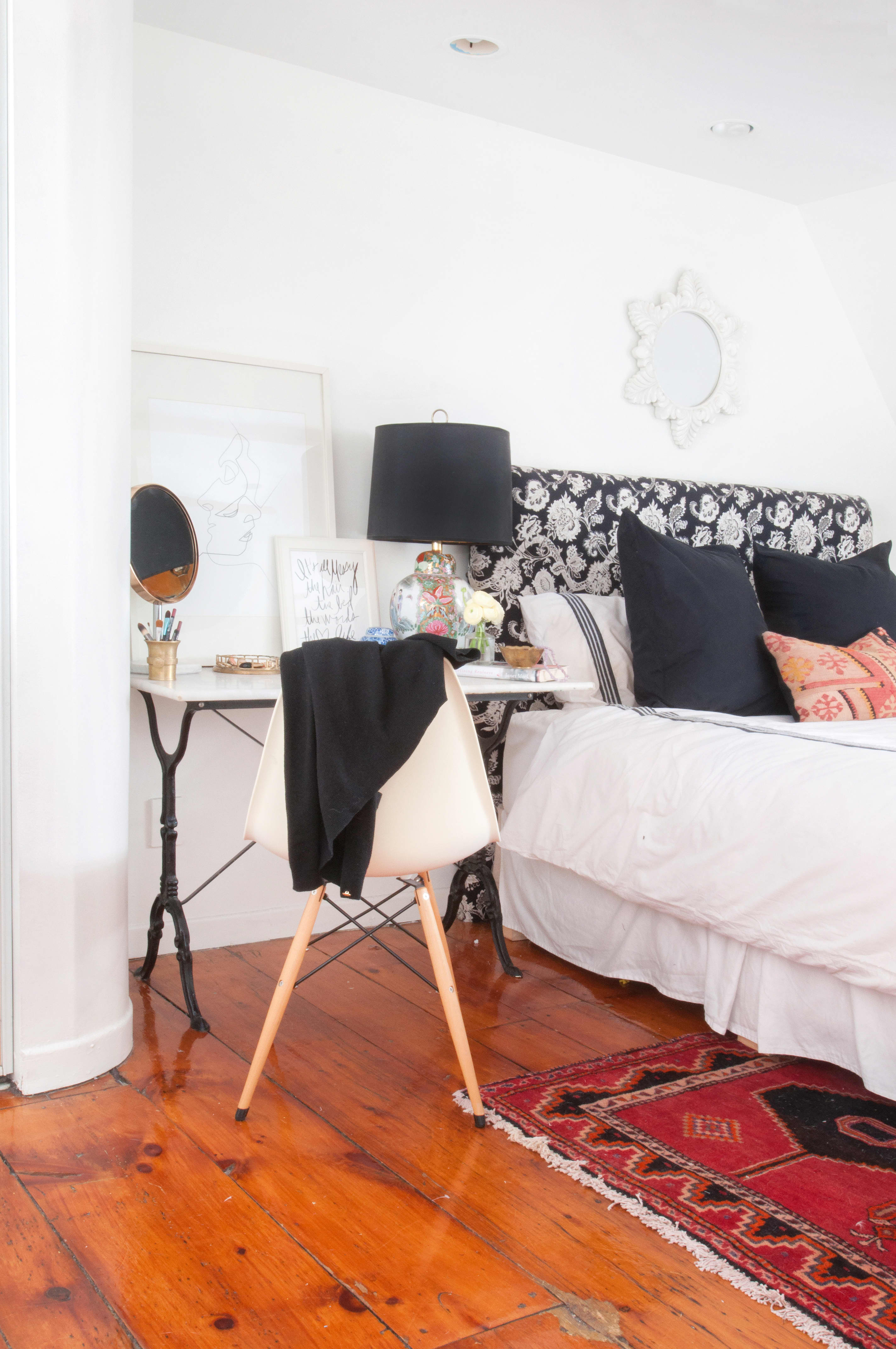 Alternative Ideas for Nightstands Apartment Therapy