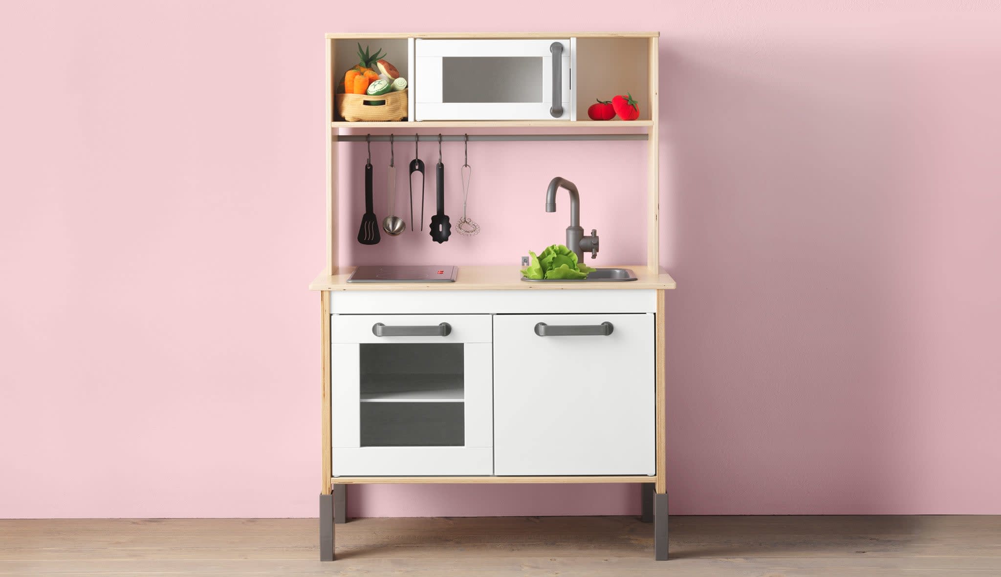 IKEA’s DUKTIG Play Kitchen Remodel Image
