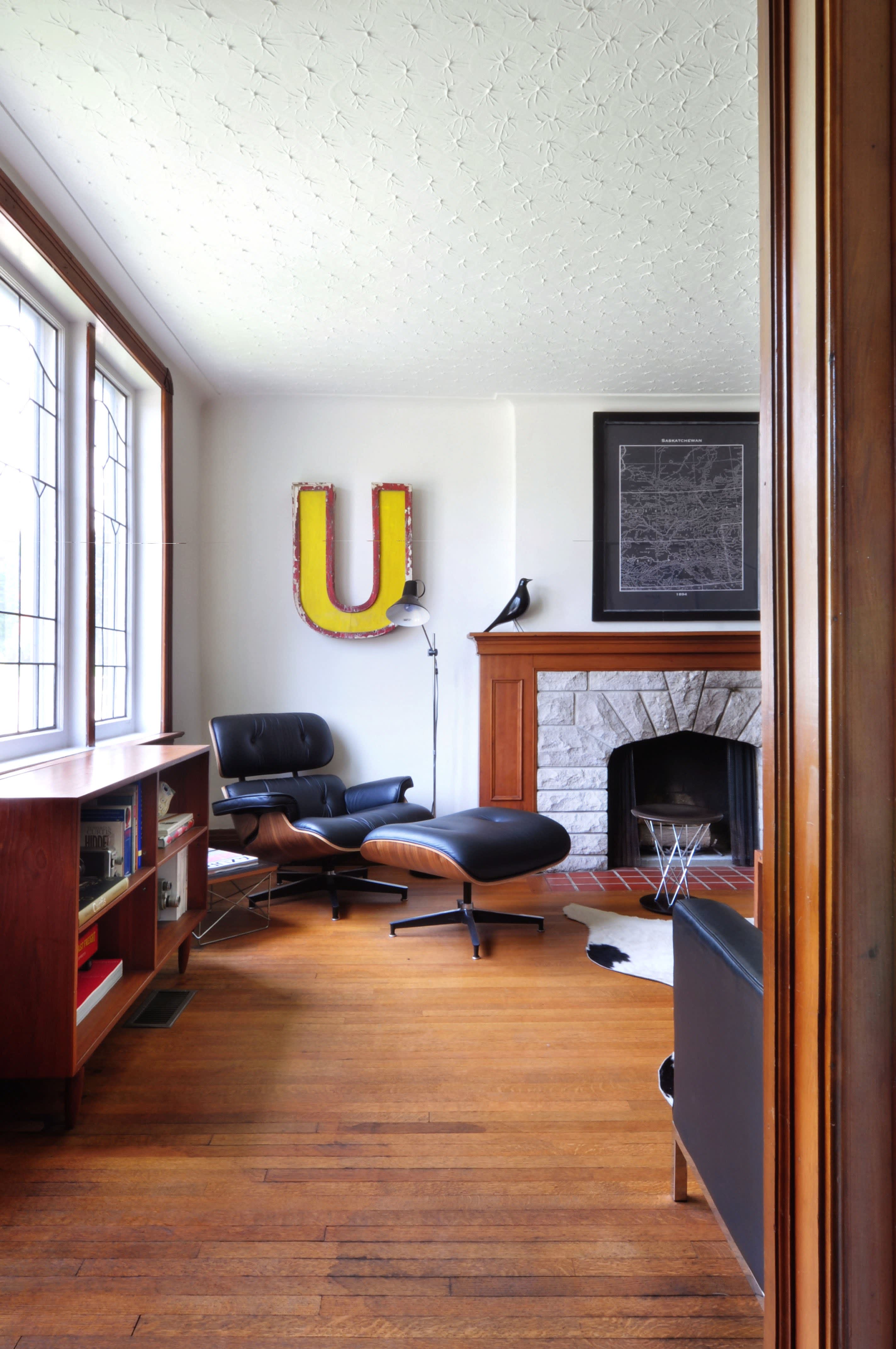 12 Ways to Fill Empty, Awkward Corners Apartment Therapy
