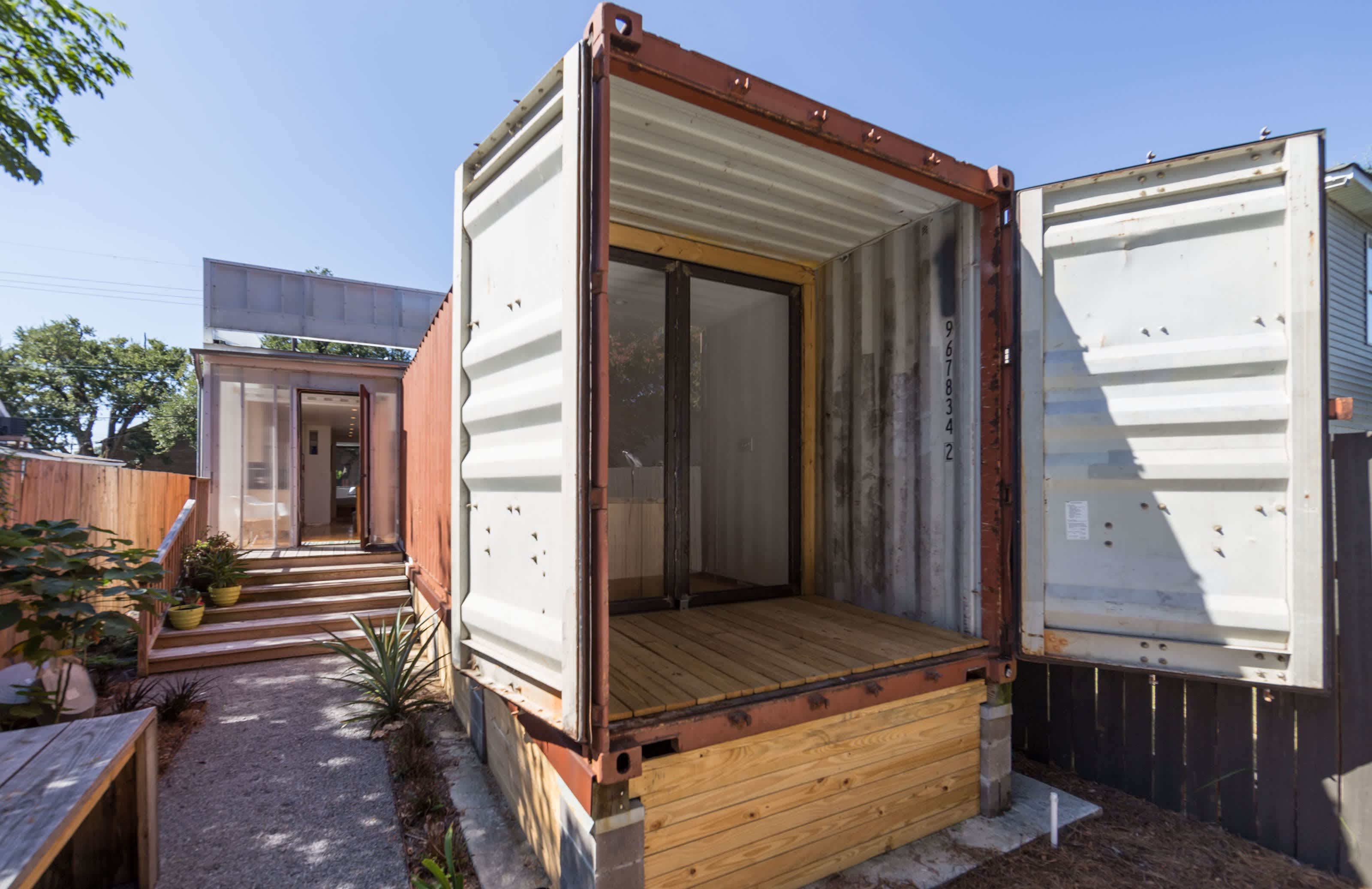 House Tour A Sleek Shipping Container New Orleans Home Apartment Therapy