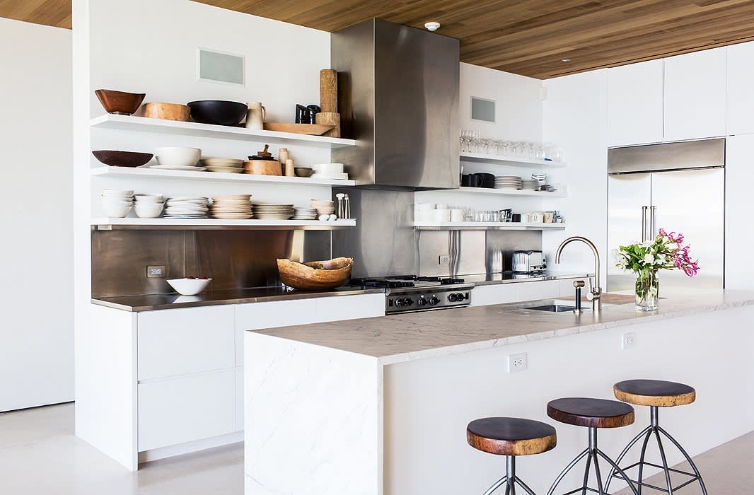 Styling Tricks for Open Kitchen Shelves | Apartment Therapy