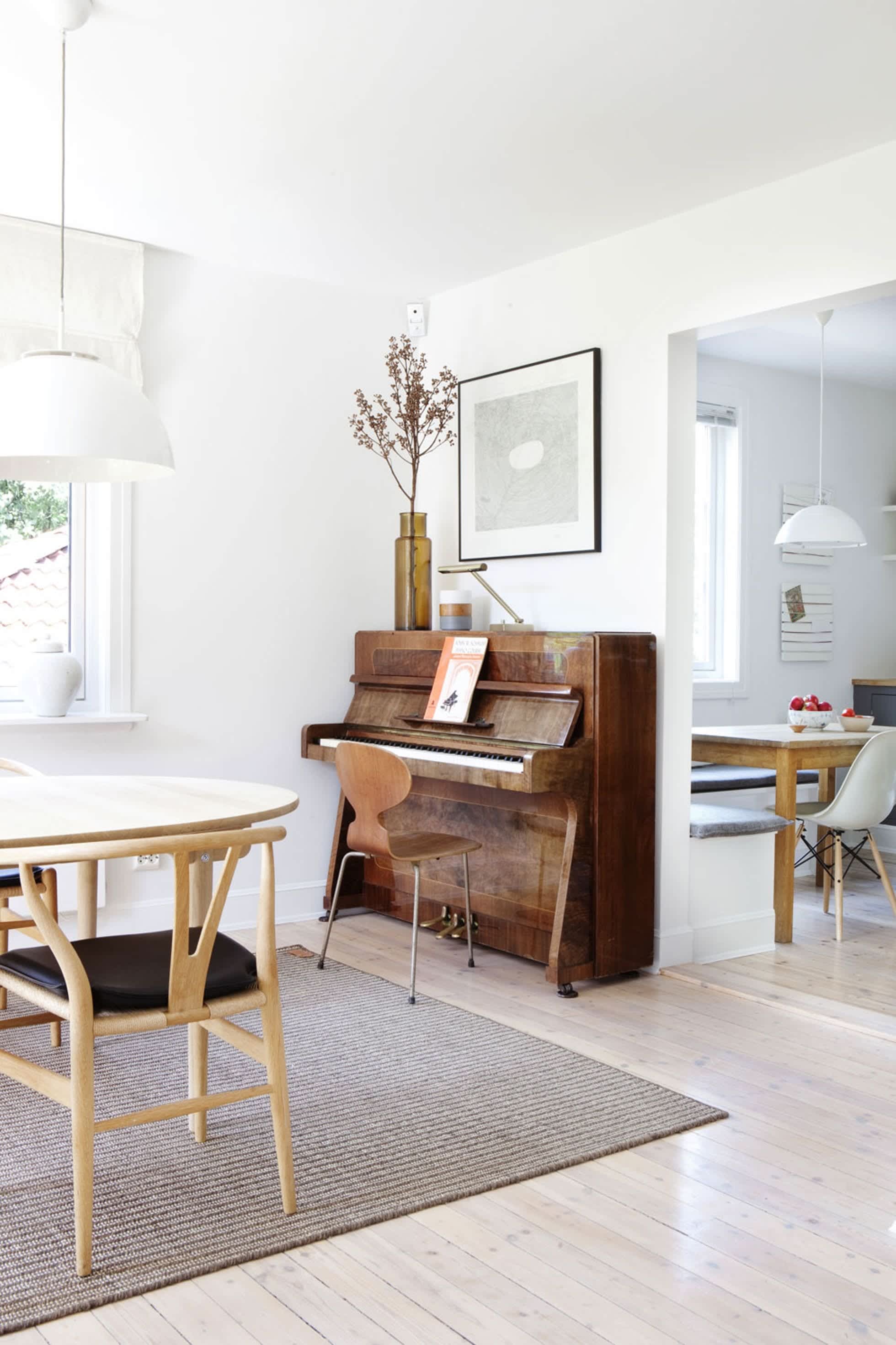 13 Ways to Decorate Around a Piano Apartment Therapy