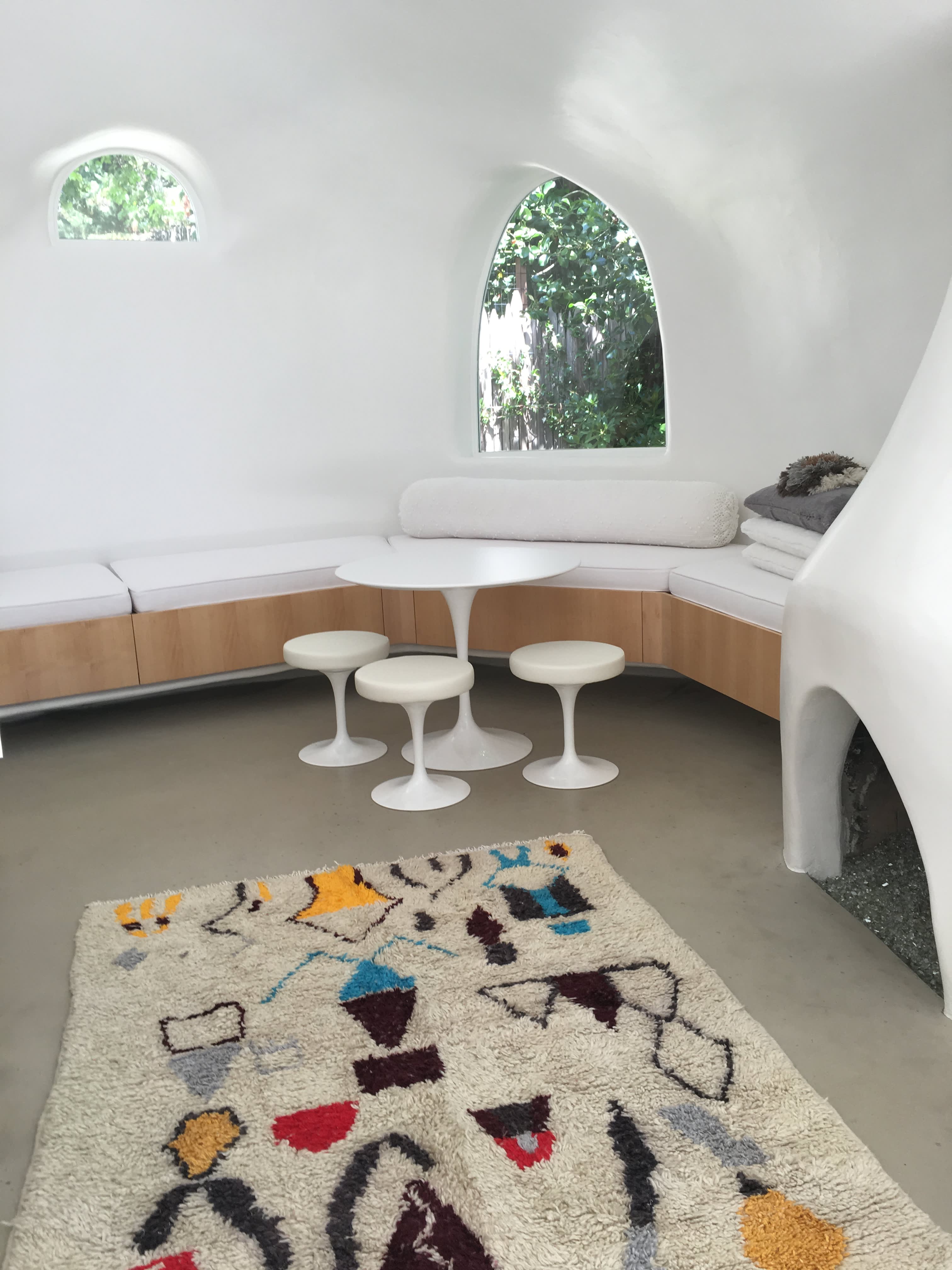 House Tour Modern, Quirky California "Spaceship" House Apartment Therapy