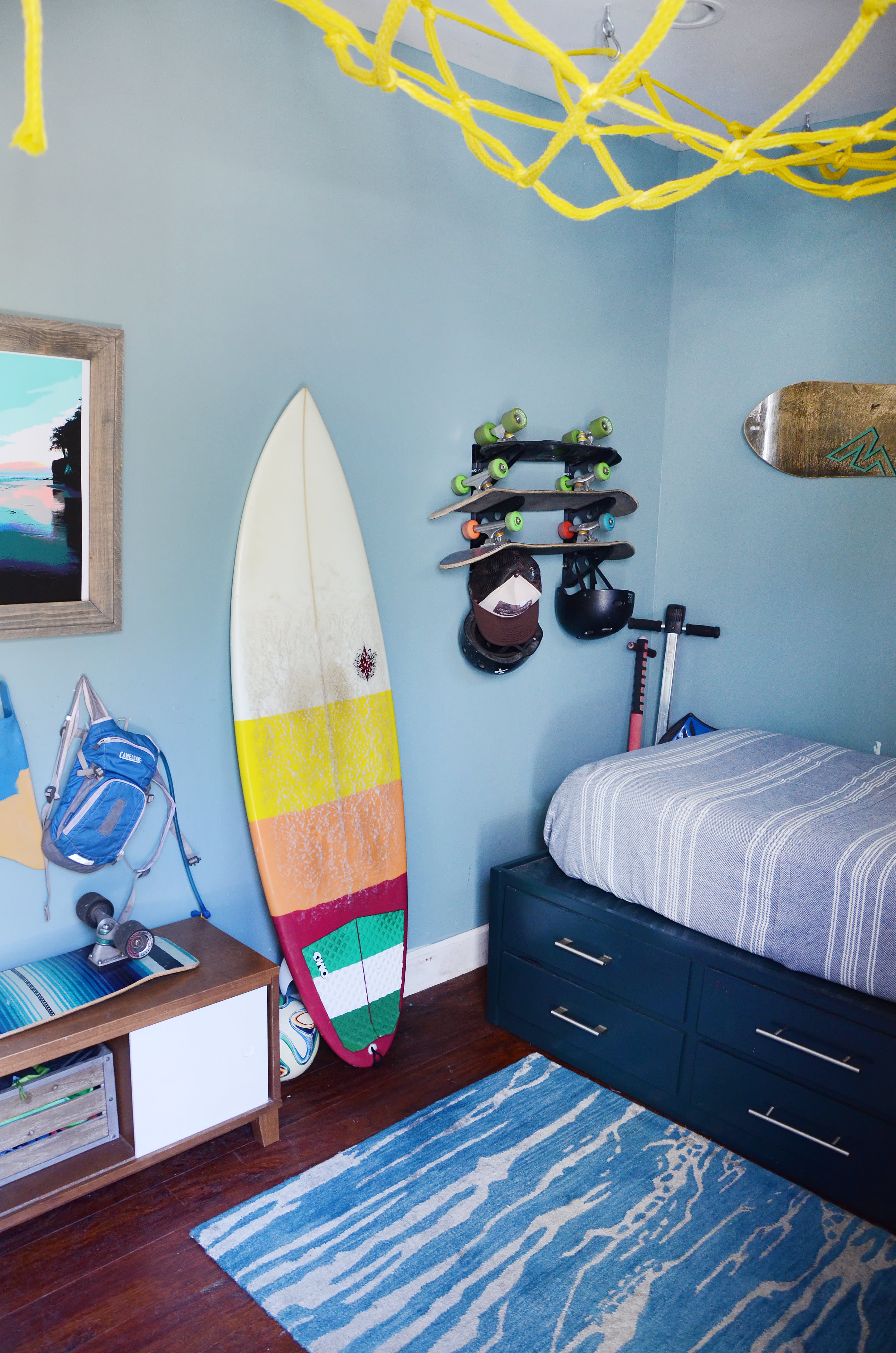 House Tour: A Cali Beach Cottage Full of Family Fun | Apartment Therapy