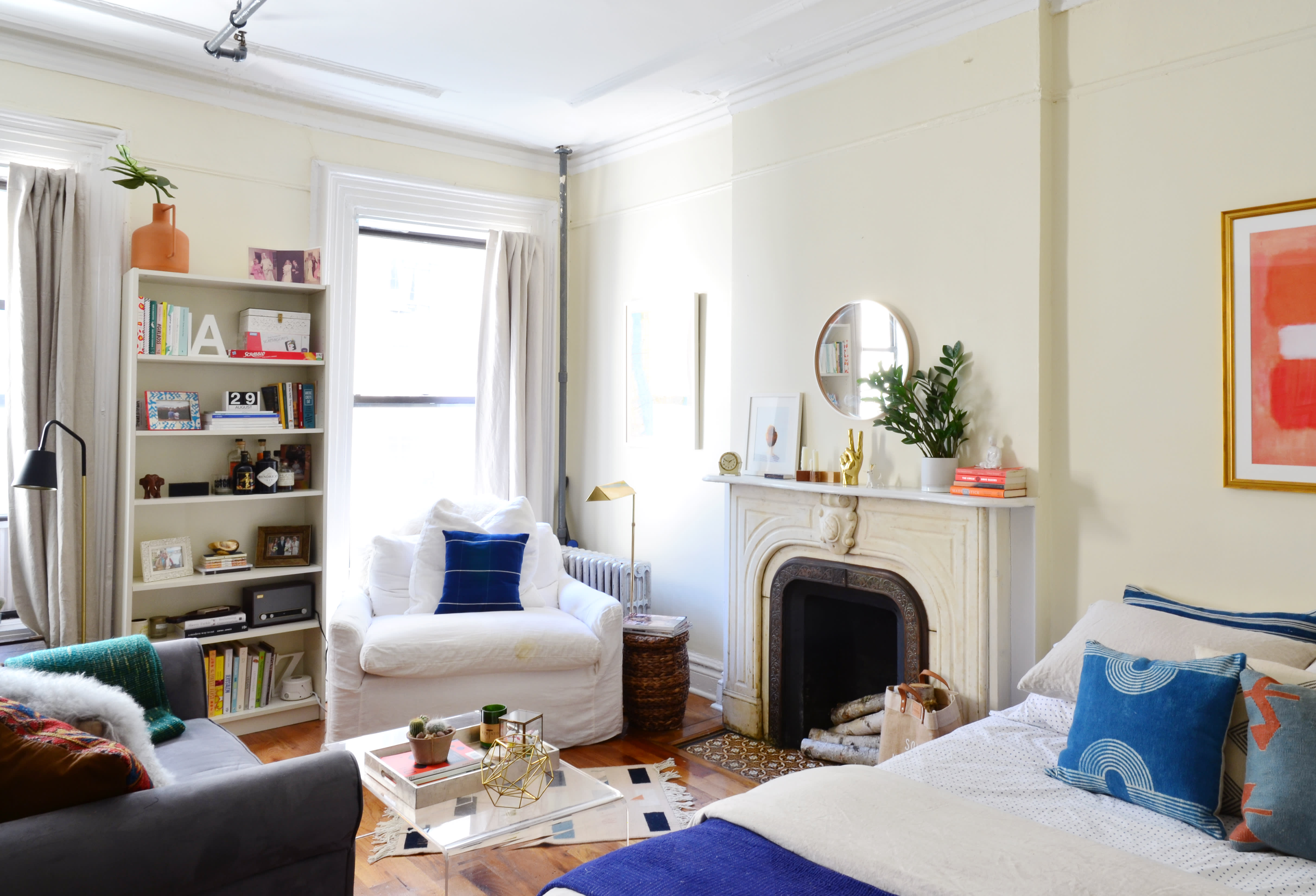 House Tour A Dreamy 400 Square Foot Brooklyn Studio Apartment Therapy