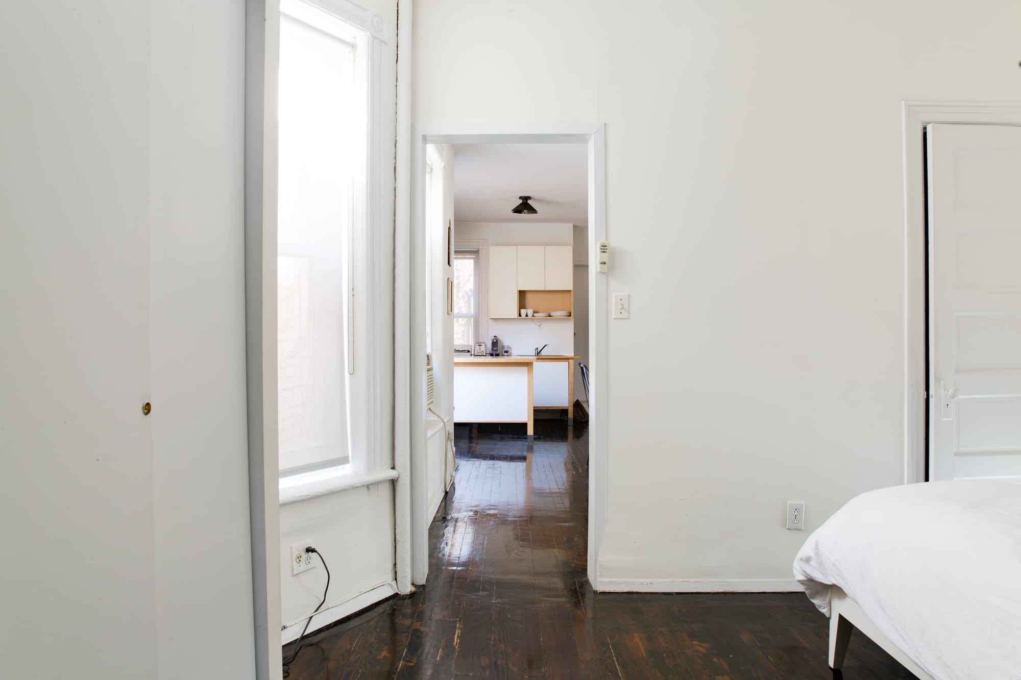 House Tour: NYC Railroad Apartment Design Solutions ...