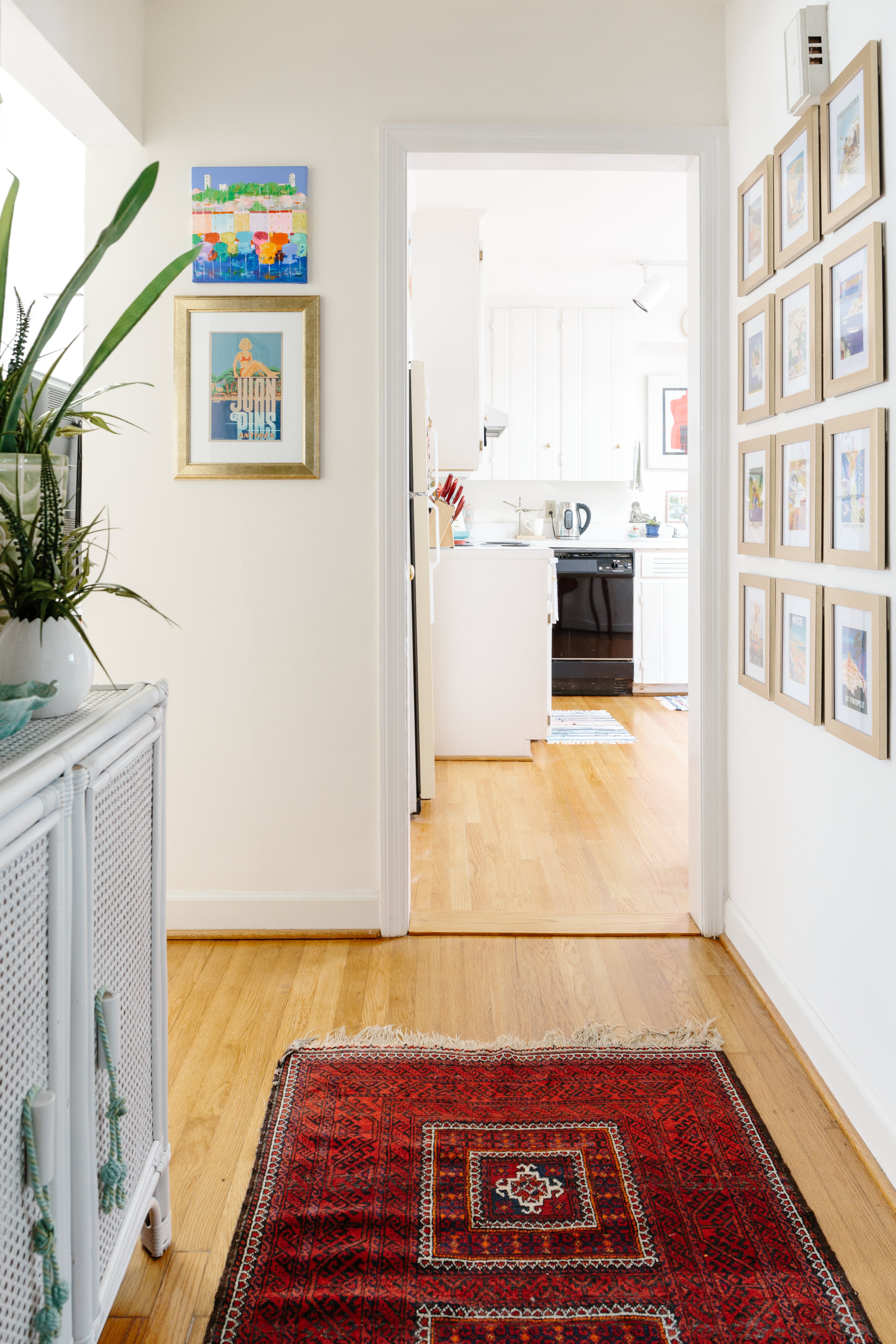 House Tour A Print And Pattern Filled Raleigh Al Apartment A Textile Lover 8217 S Print 038 Pattern Paradise Gallery