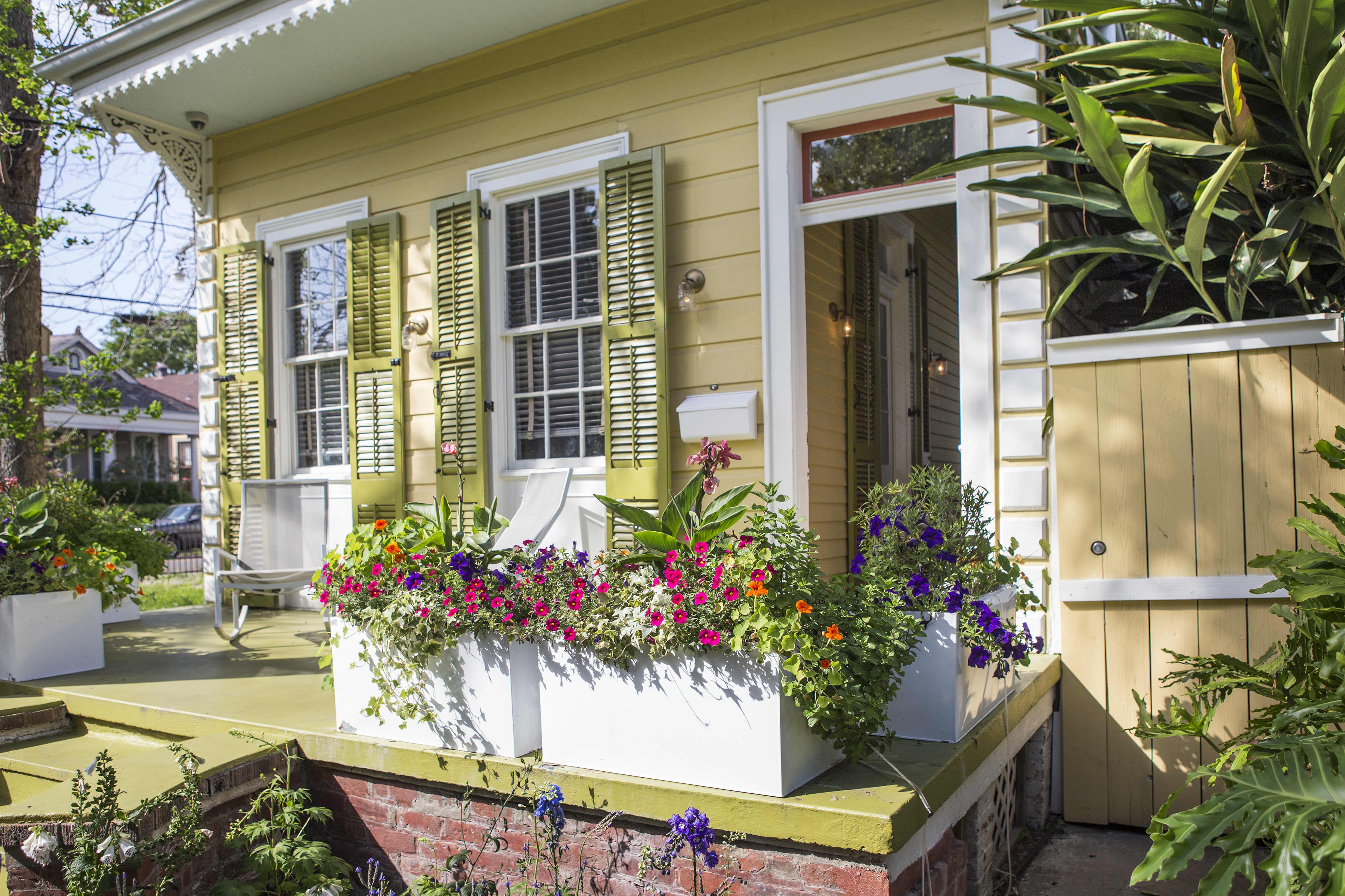 House Tour A New Orleans Chef s Charming Creole Cottage Apartment french-creole-style-house-plans