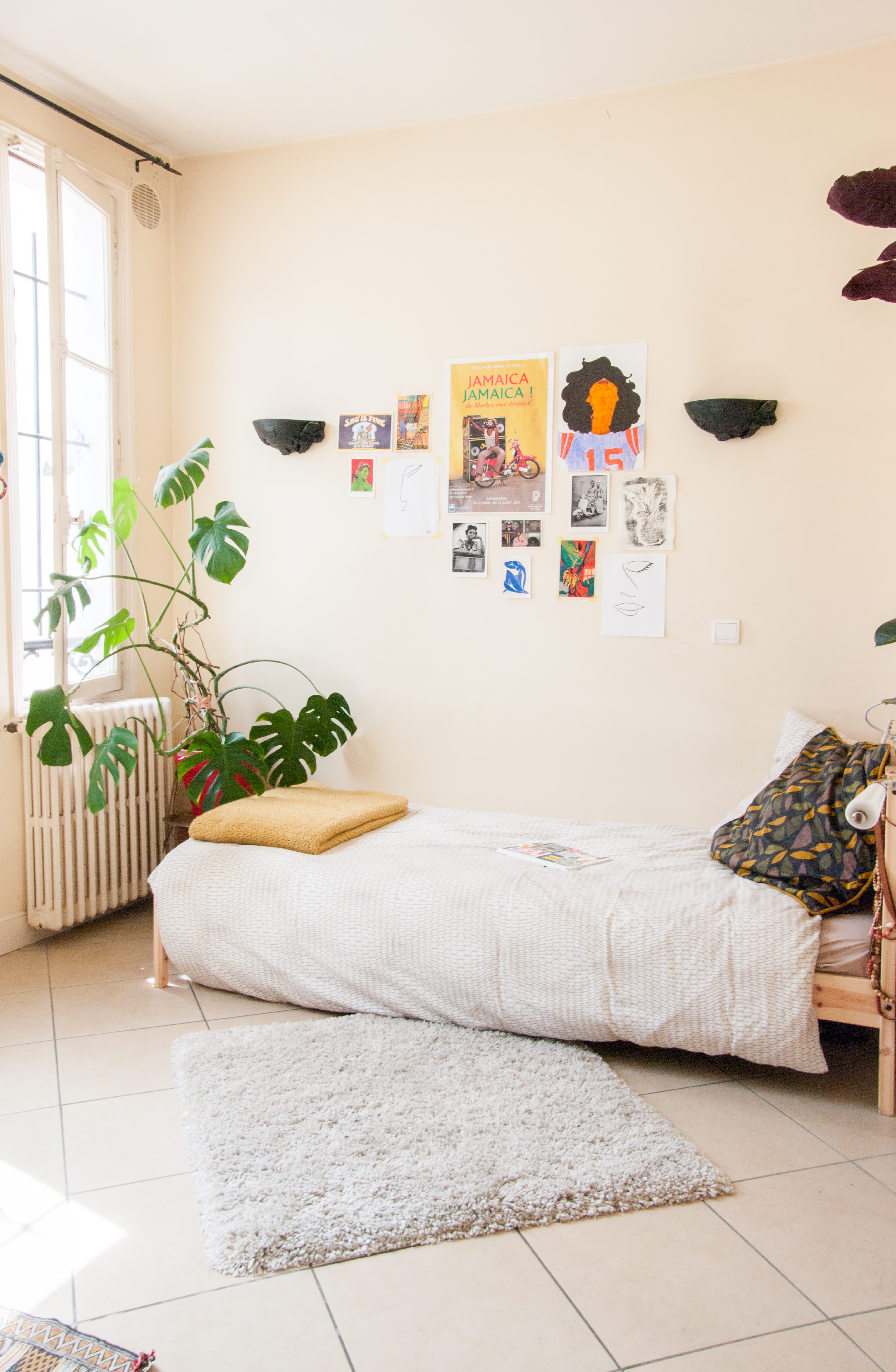 House Tour A Bohemian Eclectic Parisian Apartment Apartment Therapy