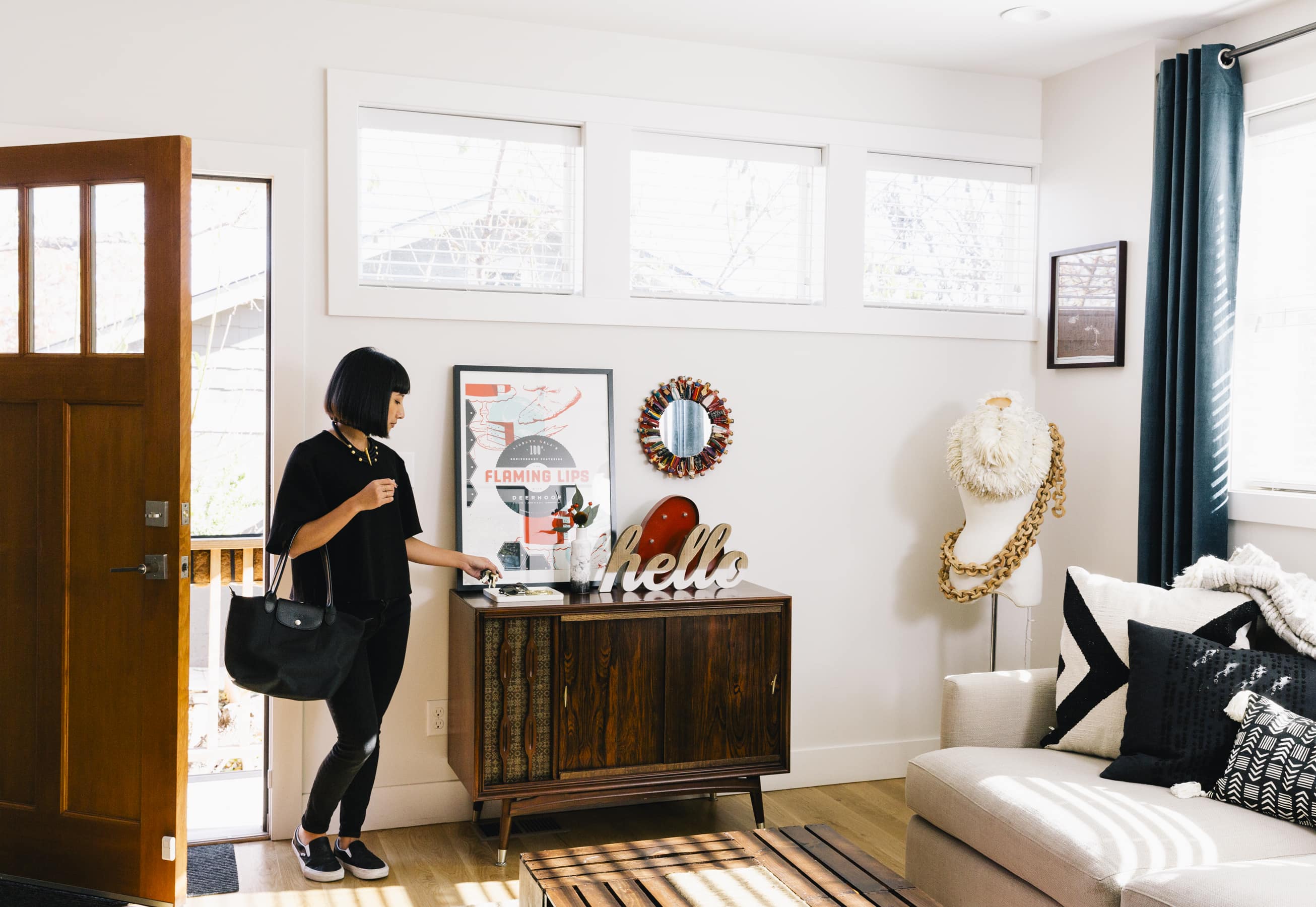 House Tour A Designer S Modern Blend In Denver Apartment Therapy A Designer 8217 S Modern Blend In Denver Gallery