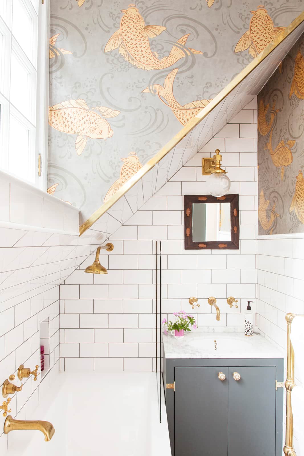 Wall Tiles For Small Bathroom