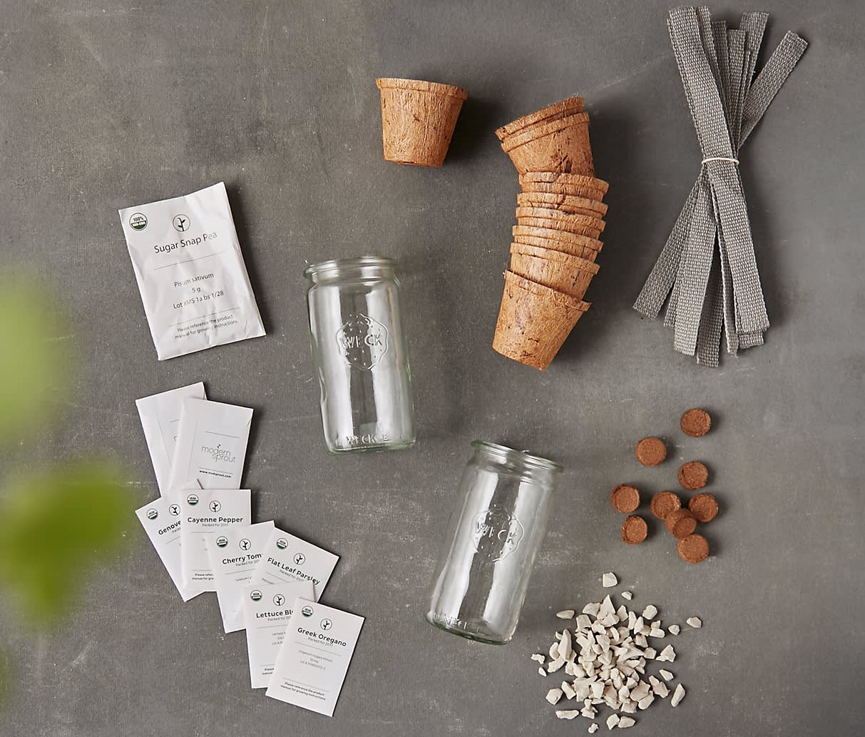 45+ Awesome Housewarming Gift Ideas that Beat a Bottle of Wine