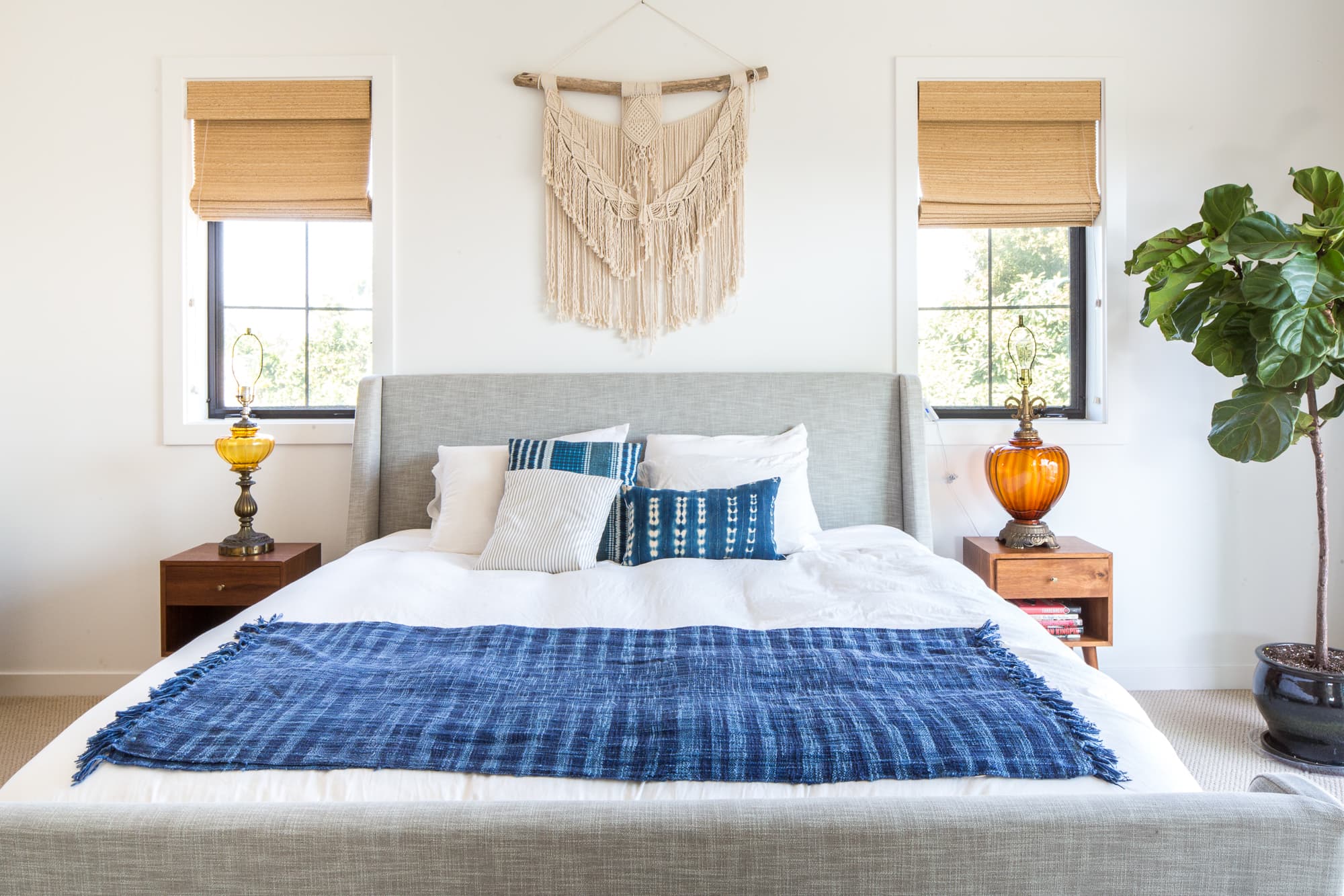 Ideas For What To Put Above Your Bed Apartment Therapy Image Credit Marisa Vitale