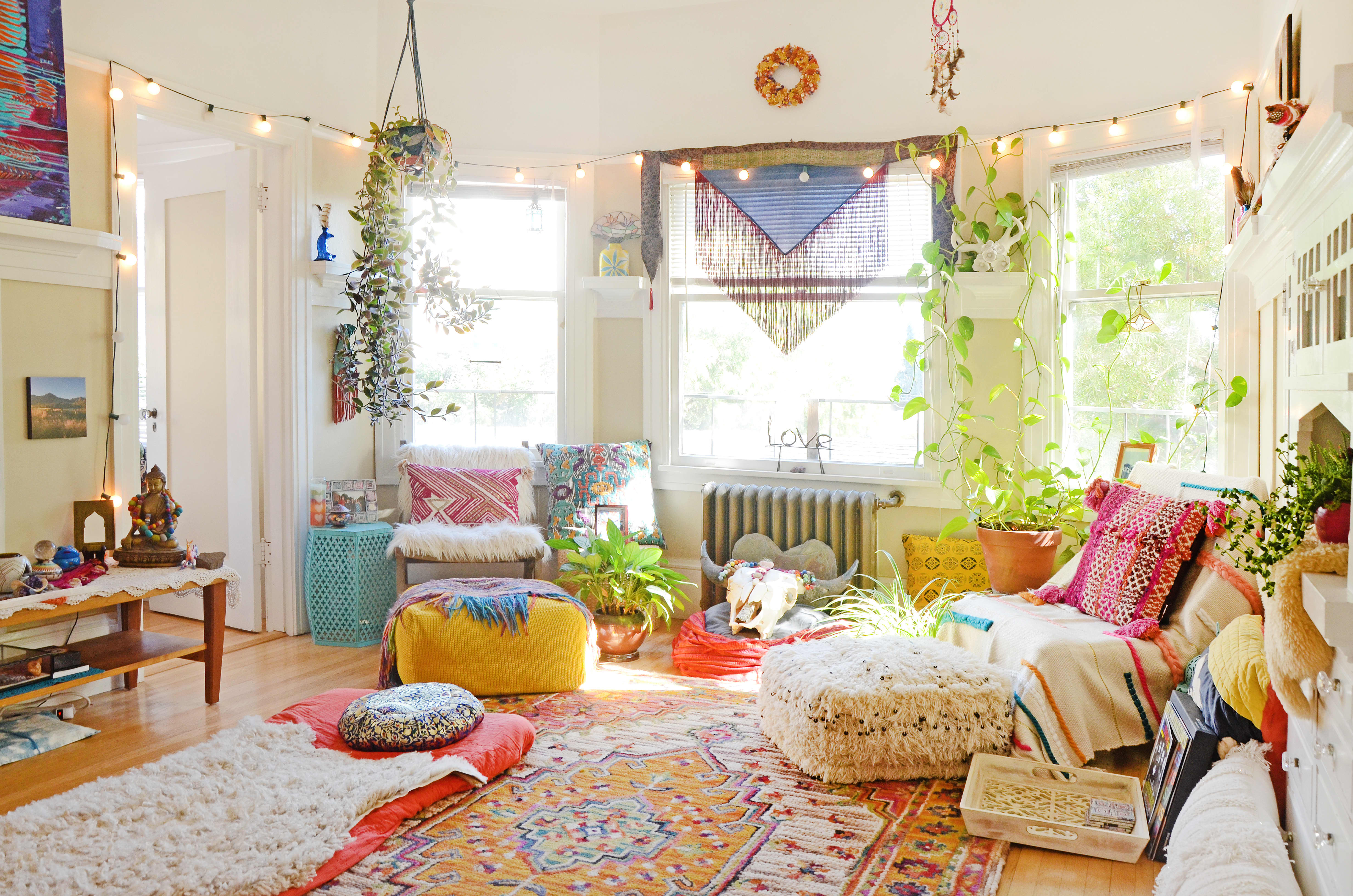 House Tour: A Rainbow-Boho Apartment in Oakland | Apartment Therapy