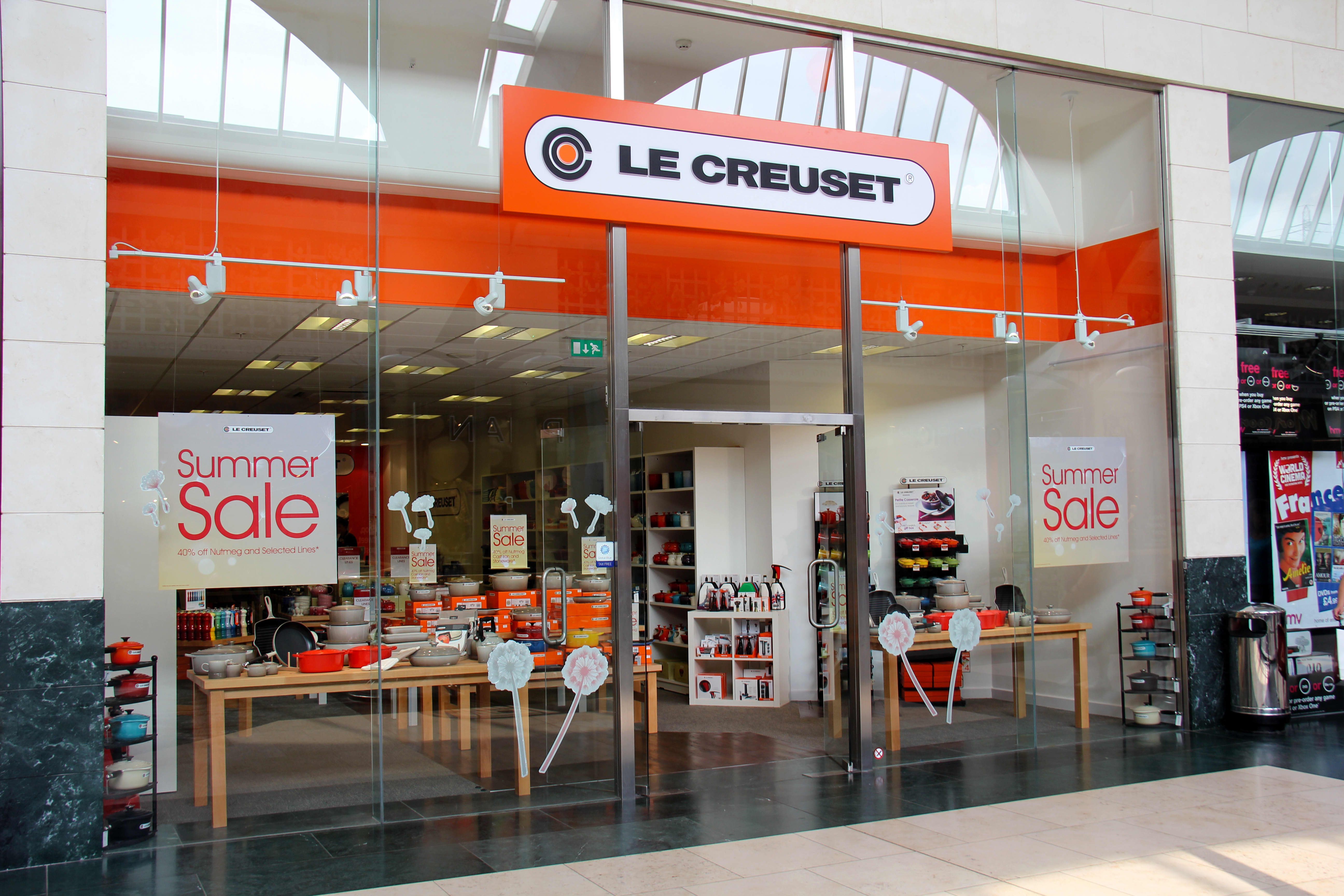 Le Creuset’s WeekendLong Factory Sale in May Will Have Rare Colors