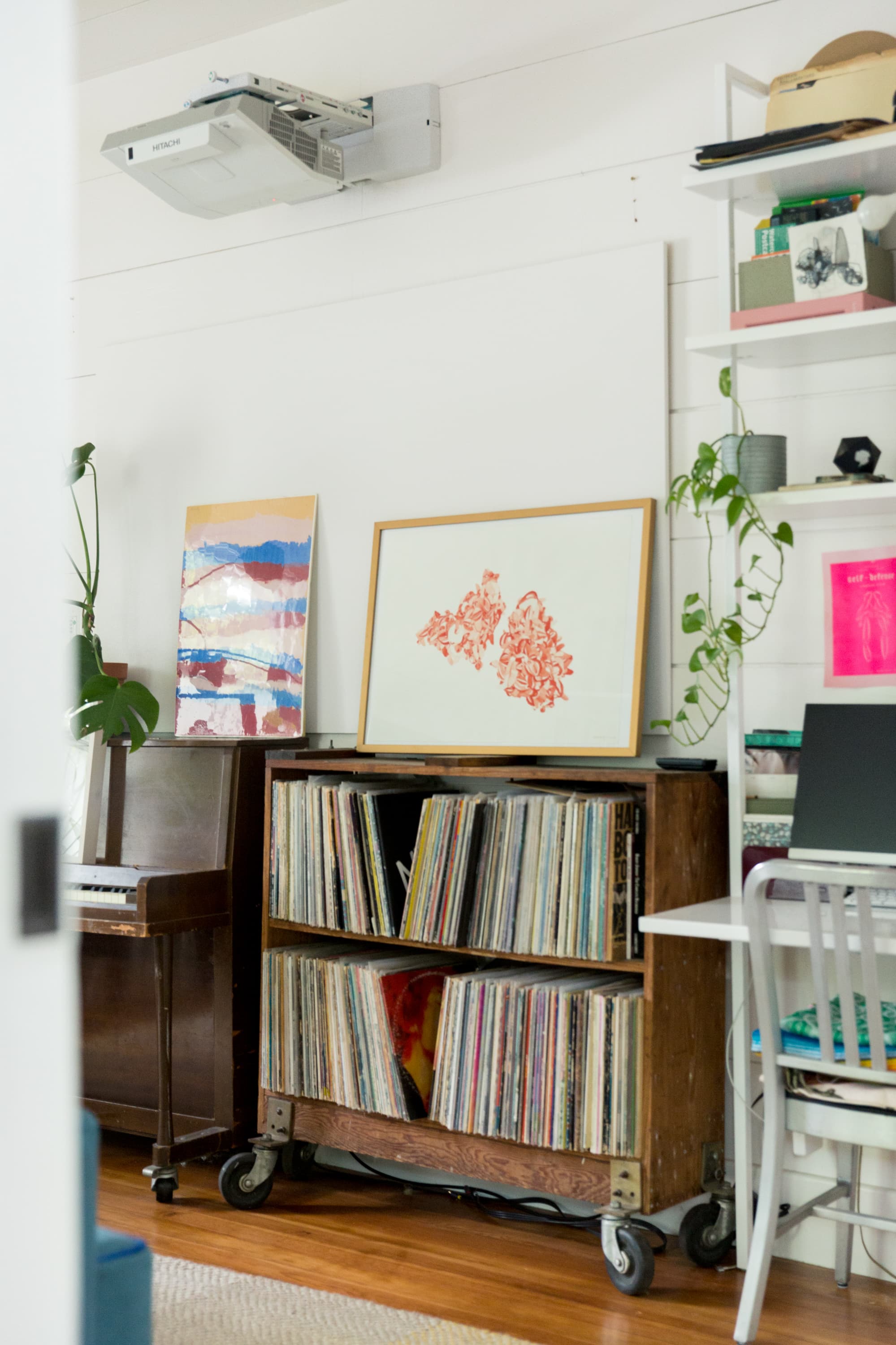 A Diy Renovated Austin Bungalow House Tour Photos Apartment Therapy A Pretty Pink Austin Bungalow Is The Product Of Resourcefulness And Neighborly Gallery Image