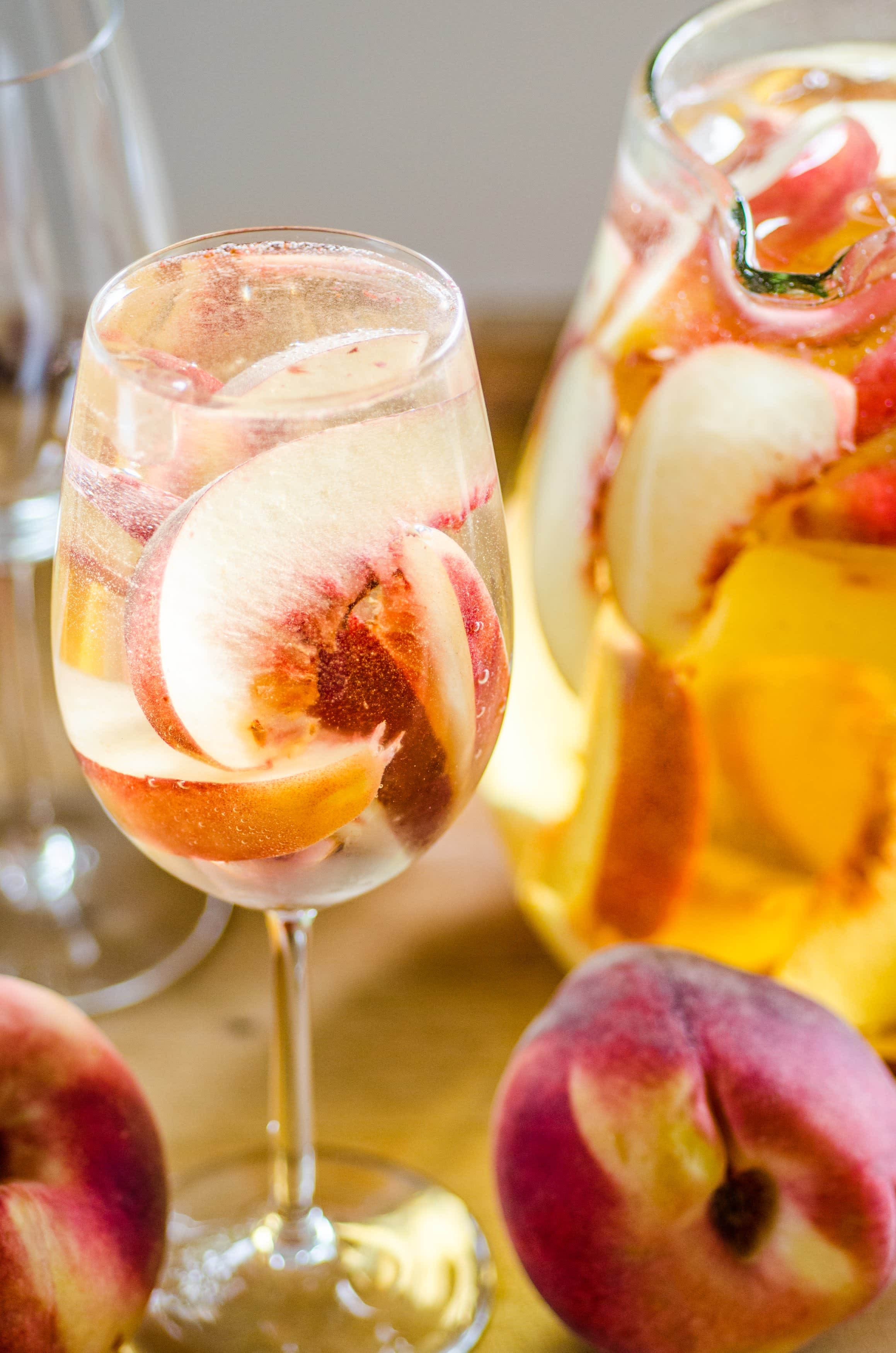 4-Ingredient Sparkling White Peach Sangria Recipe | Kitchn