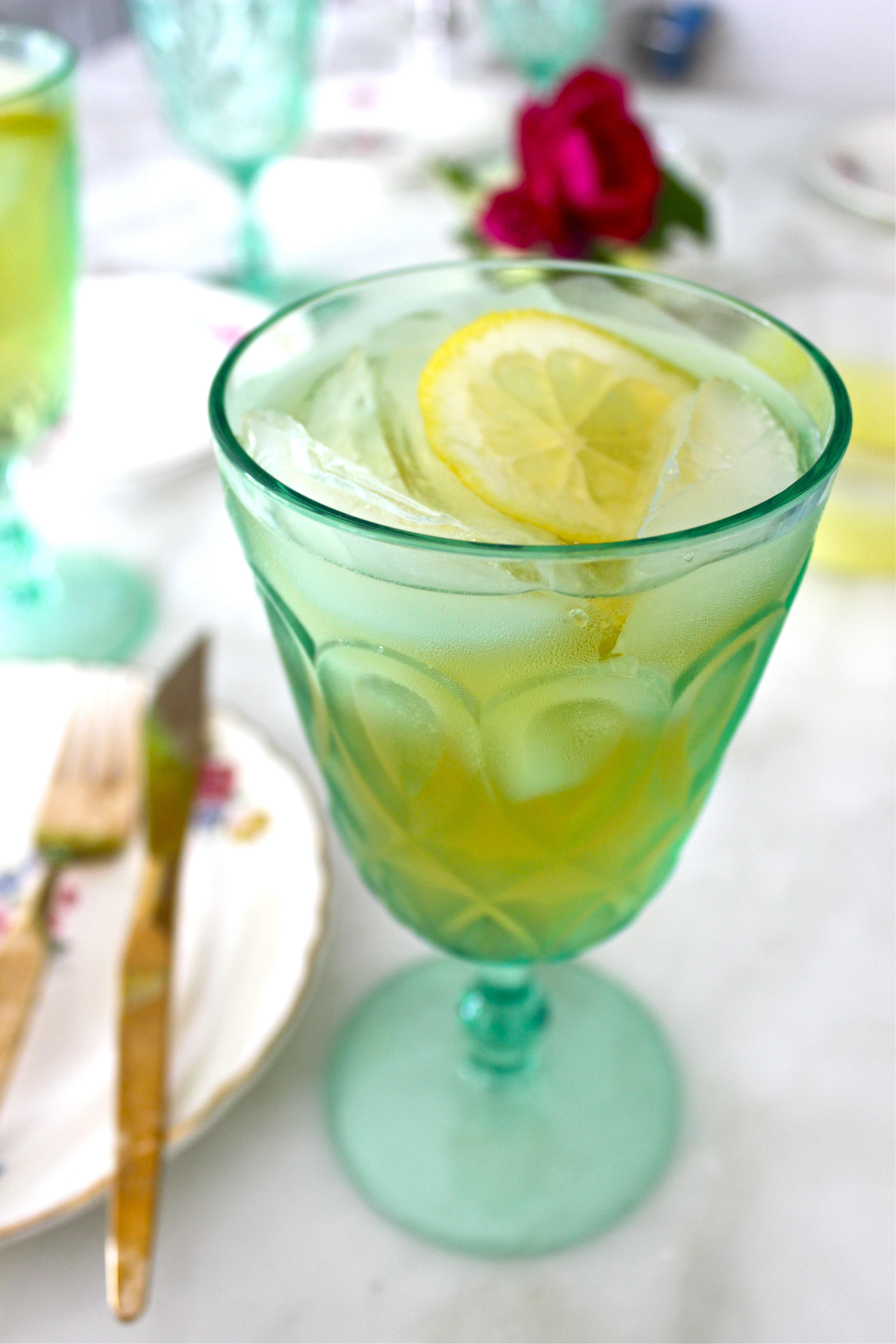 Perfect Summer Cocktail Recipe Honey Bourbon Lemonade Kitchn