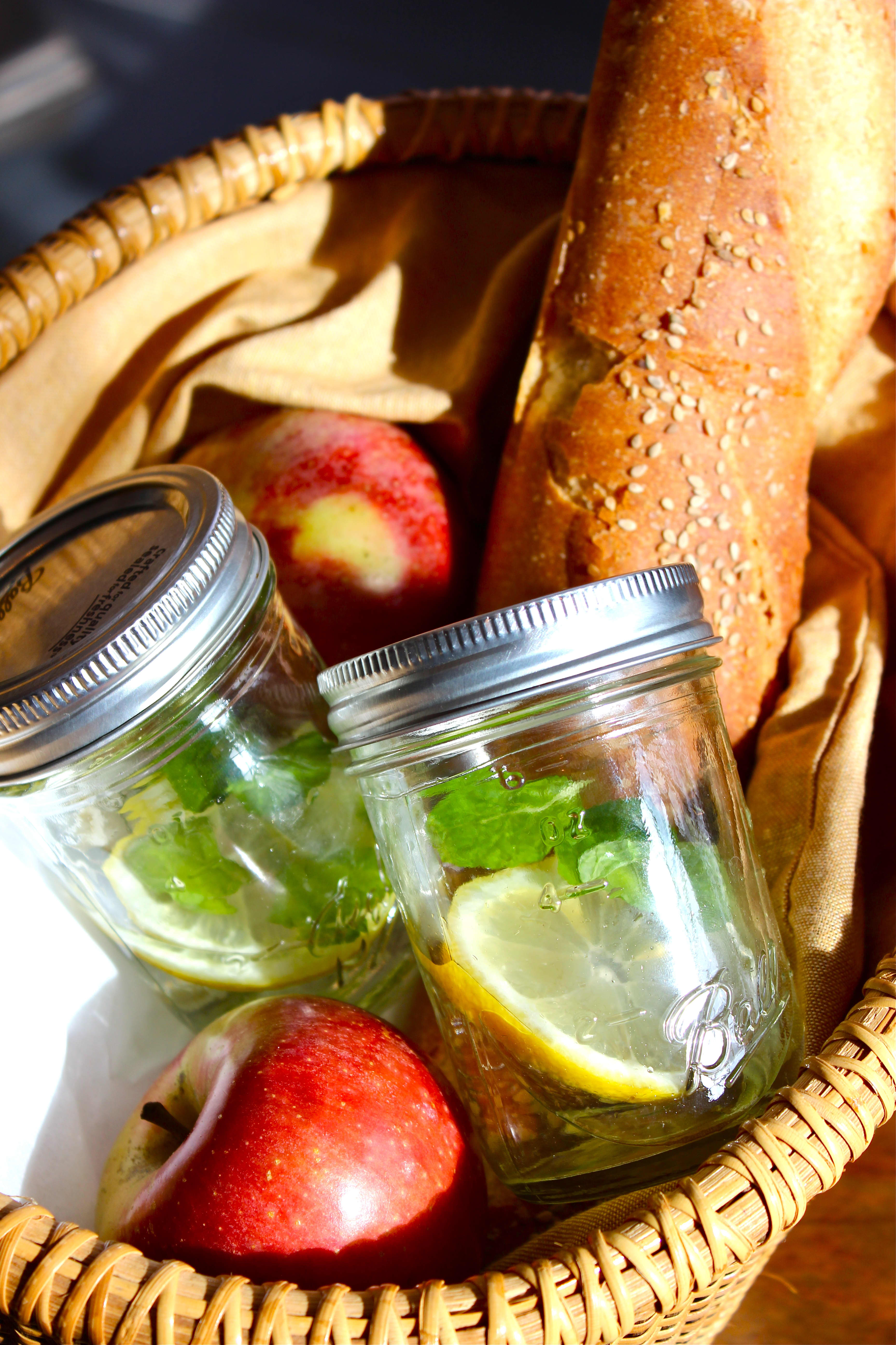 Perfect Cocktail When On The Go Pineapple Honey Bee Cocktail Kitchn