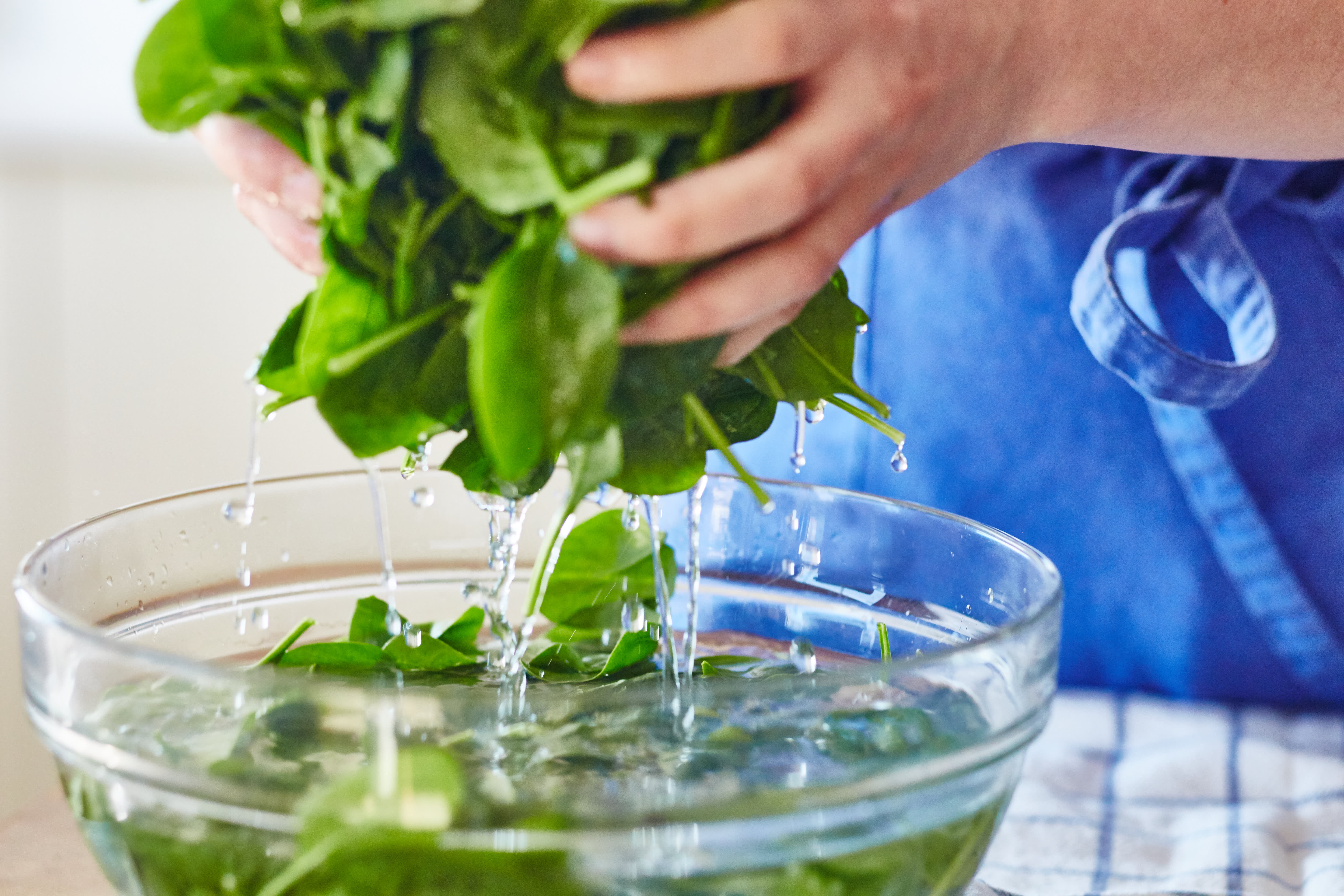 How To Quickly Cook Spinach On The Stovetop Kitchn