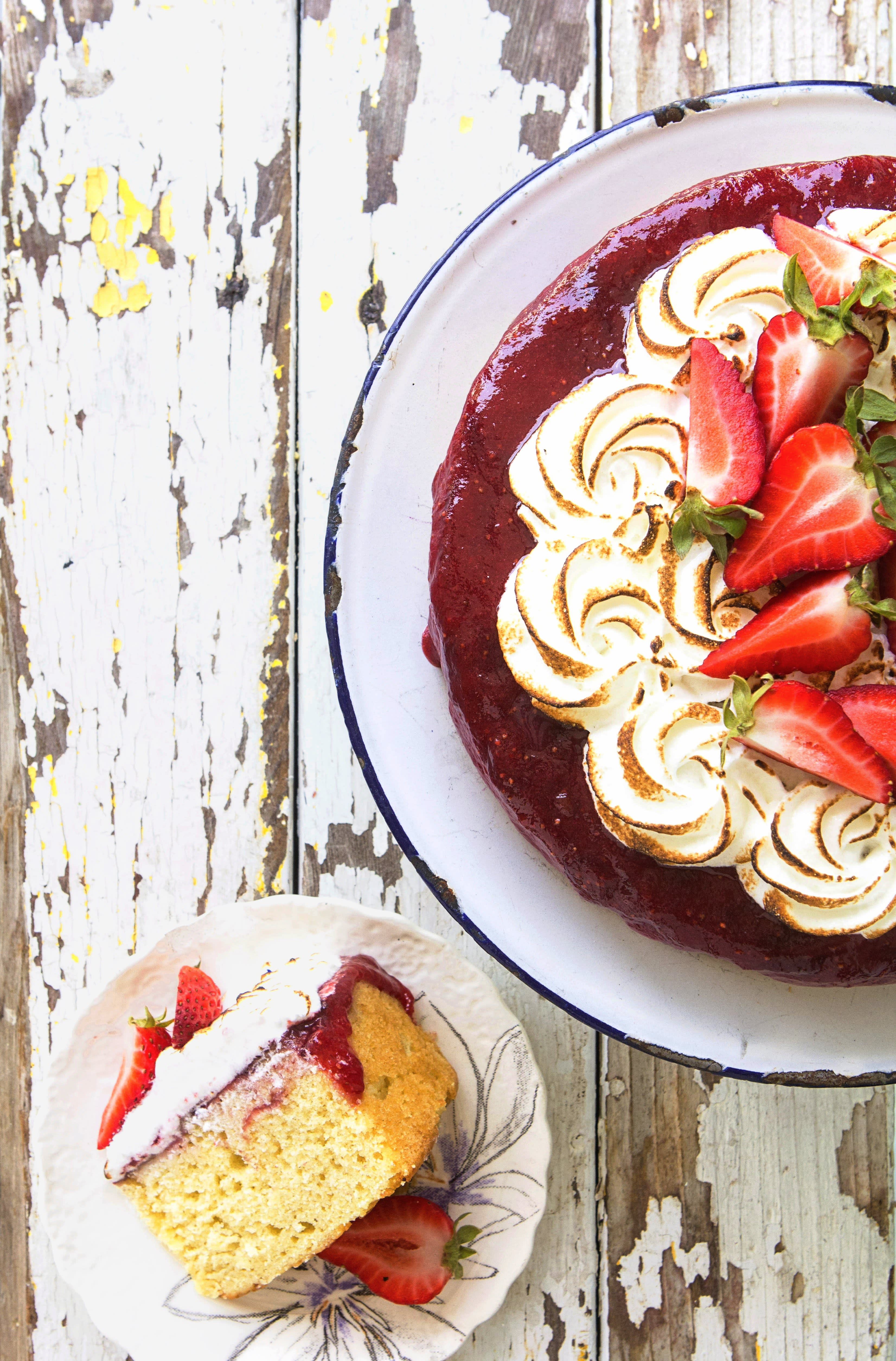 Recipe Strawberry UpsideDown Cake Kitchn