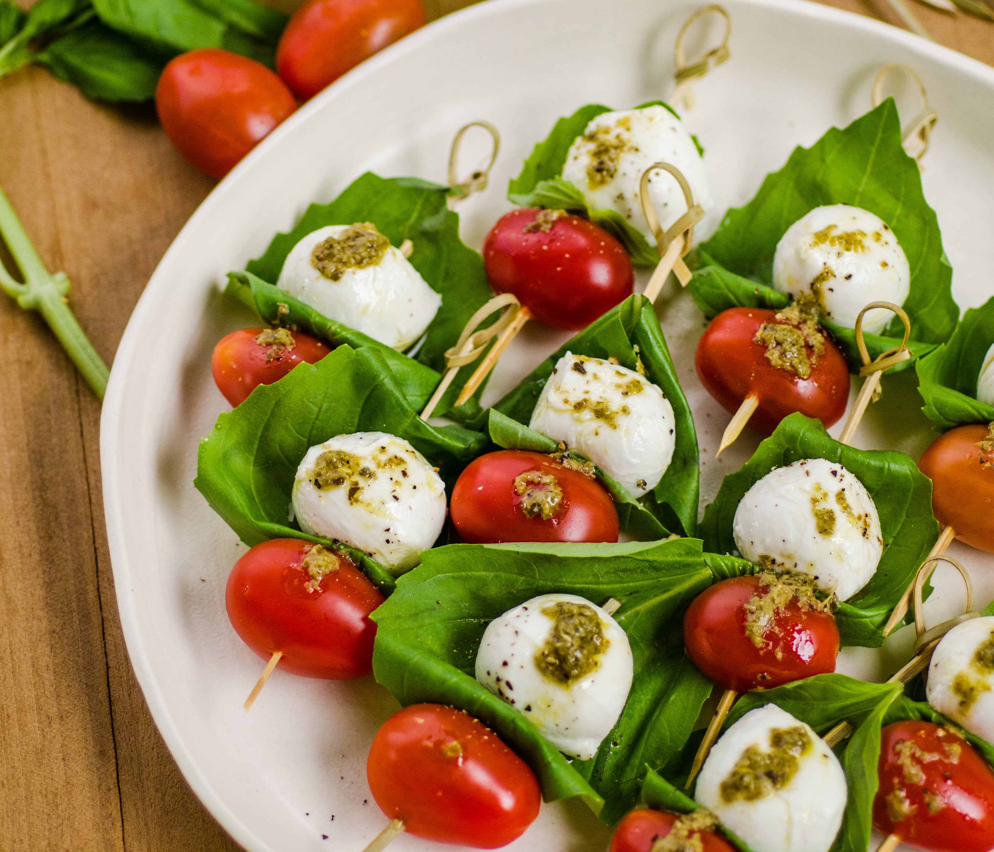 Recipe Tomato & Mozzarella Caprese Skewers Kitchn