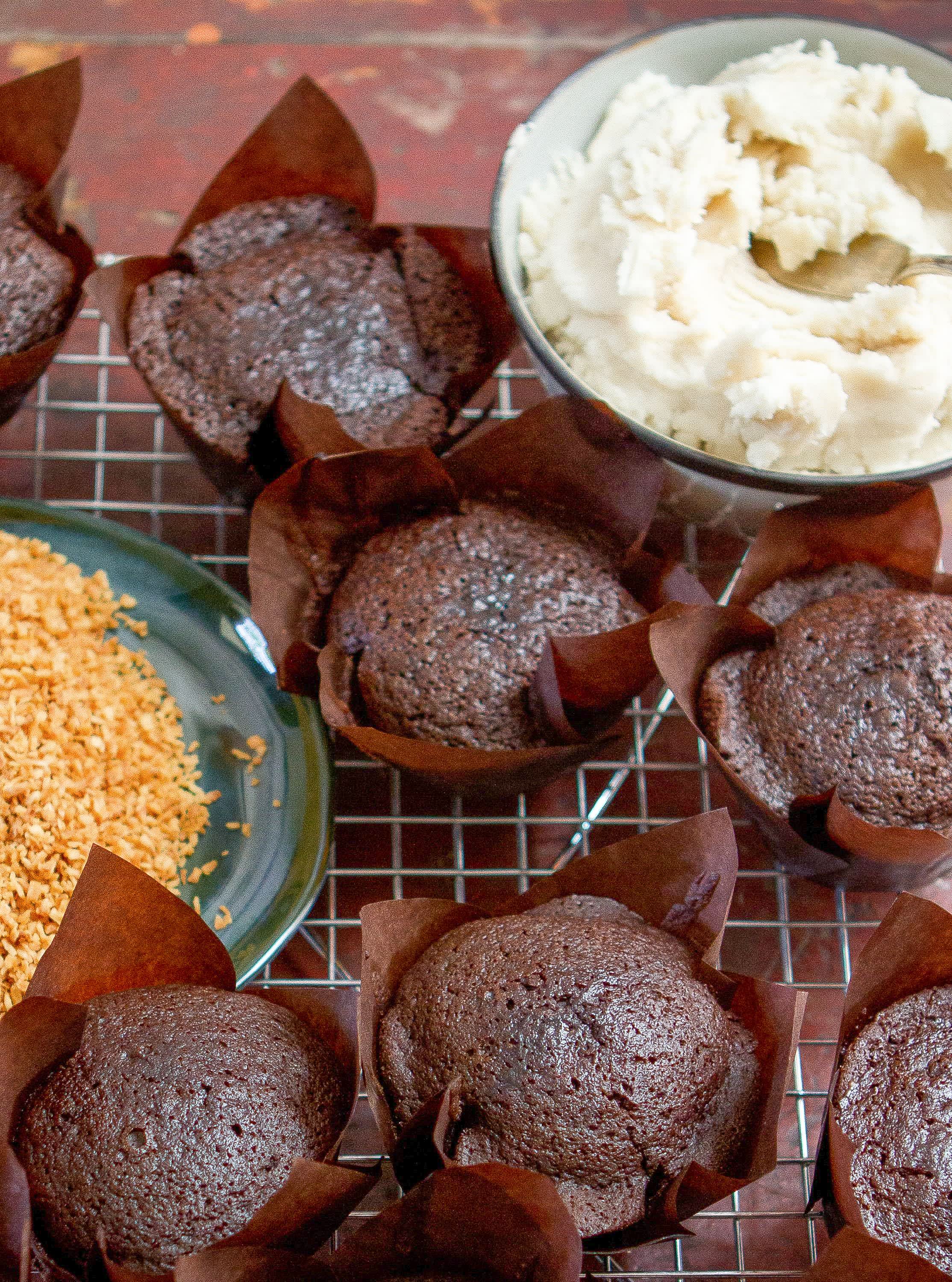 Recipe Vegan &amp; GlutenFree Chocolate Coconut Cupcakes
