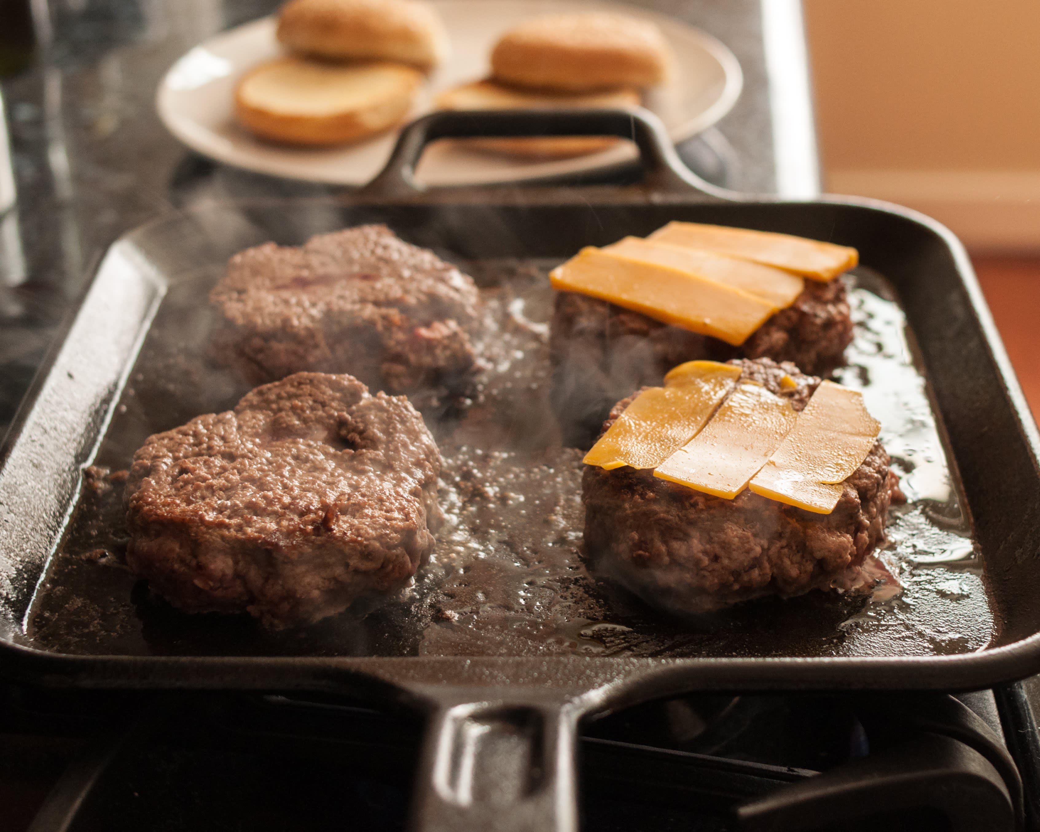 How to Cook Hamburgers on the Stove - Rijal's Blog