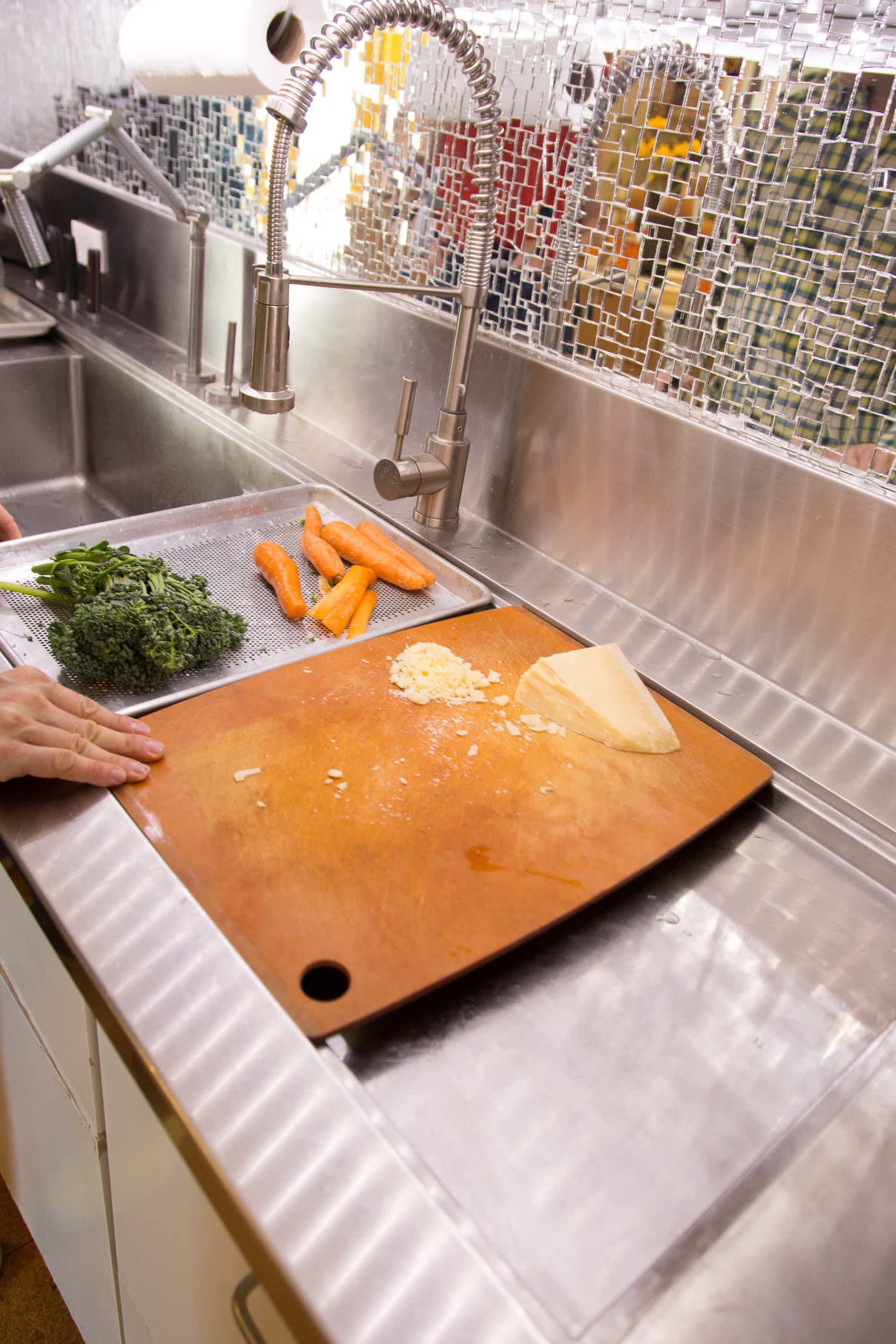 This Ingenious Sink Was Inspired by Restaurant Kitchens Kitchn