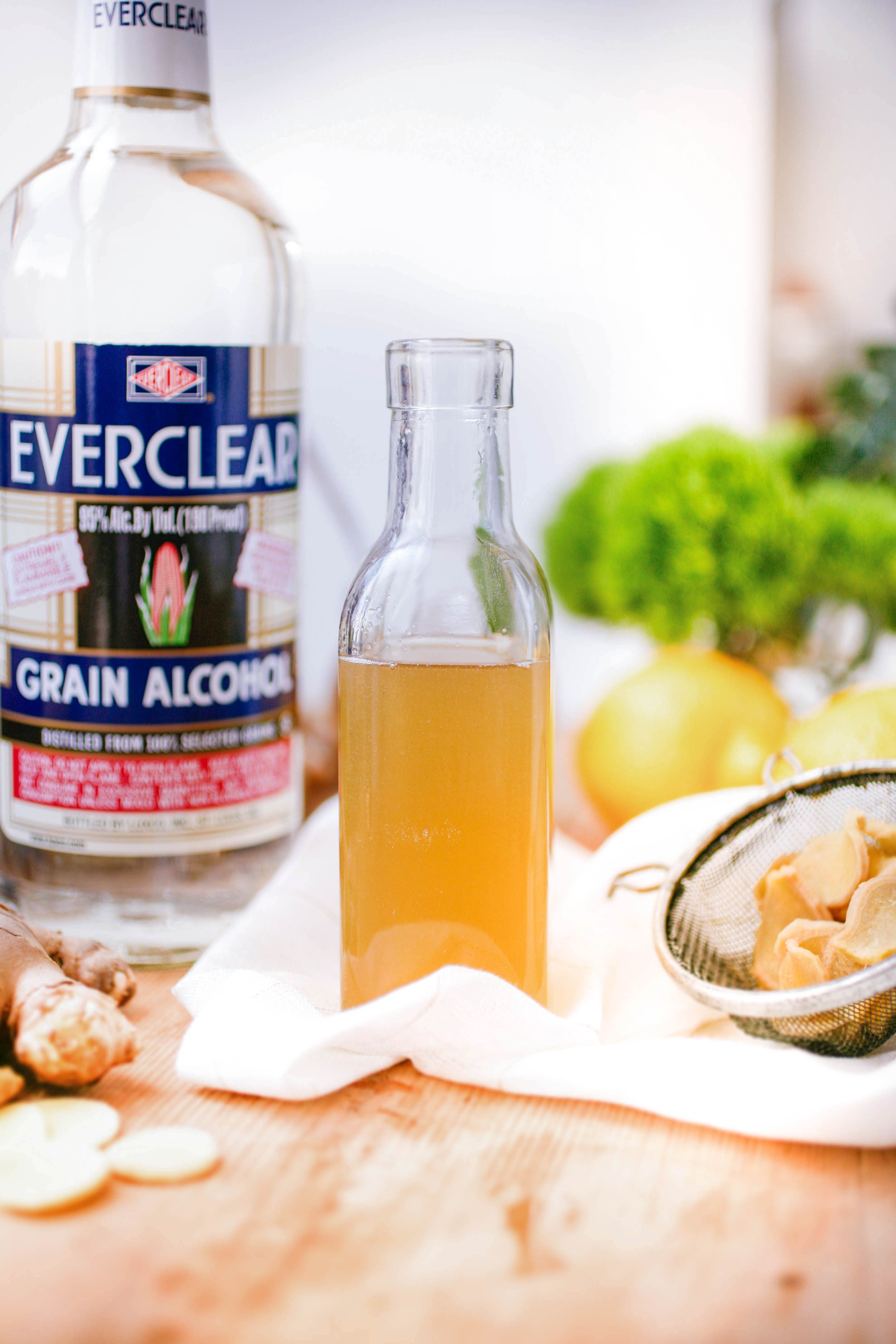 Recipe Ginger Honey Bee Cocktail Kitchn