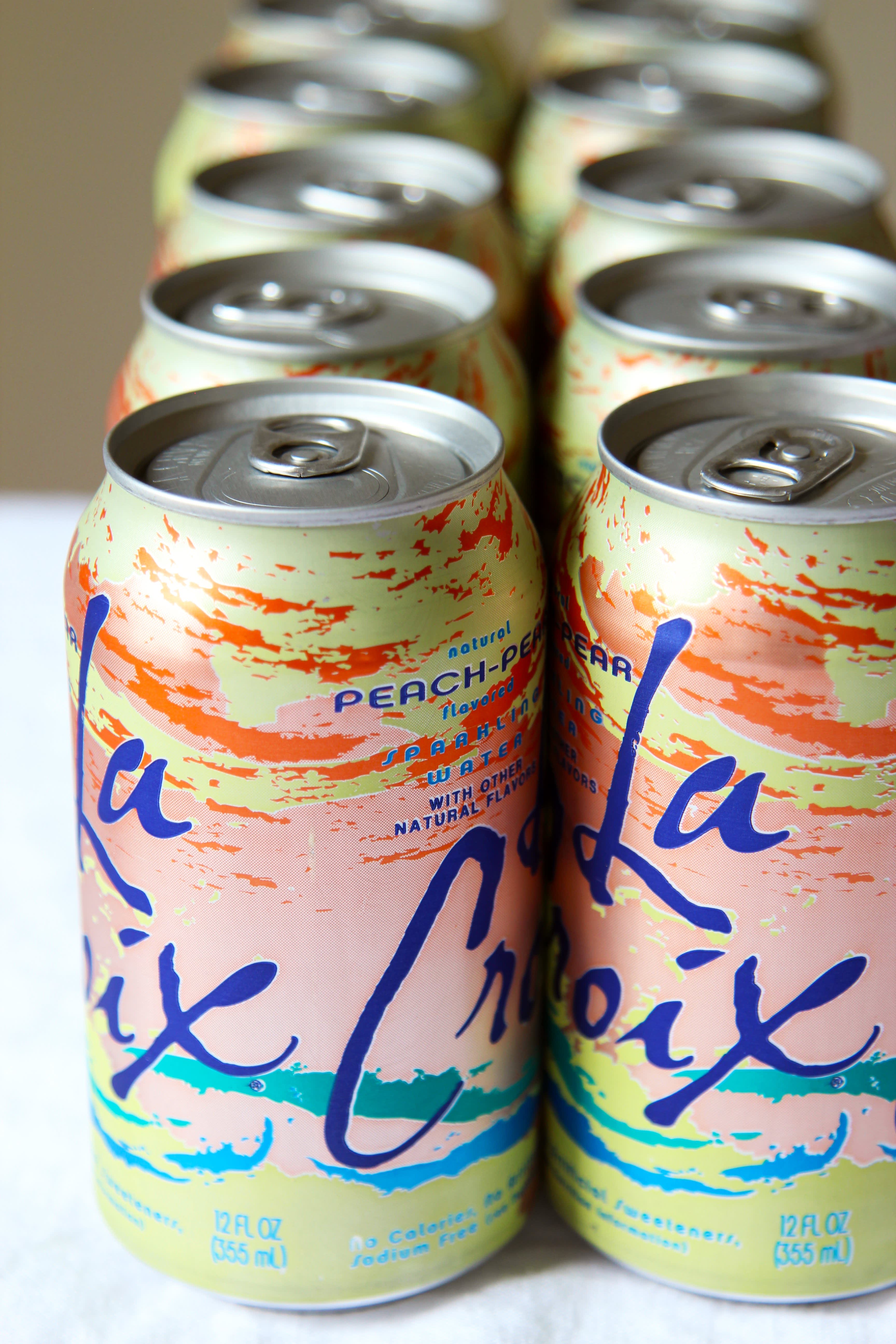 14 Delicious Cocktails Made with LaCroix Sparkling Water Kitchn