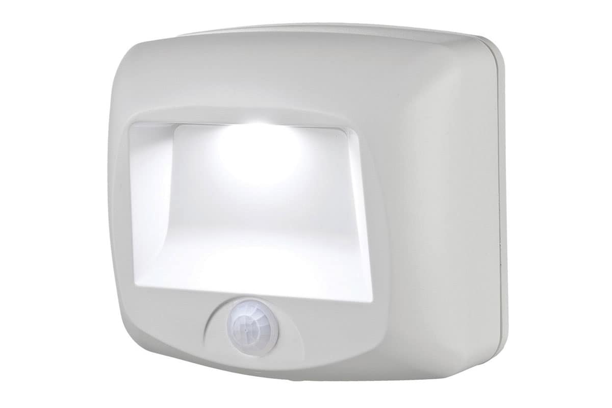 Closet Lights Without Wiring | Kitchn