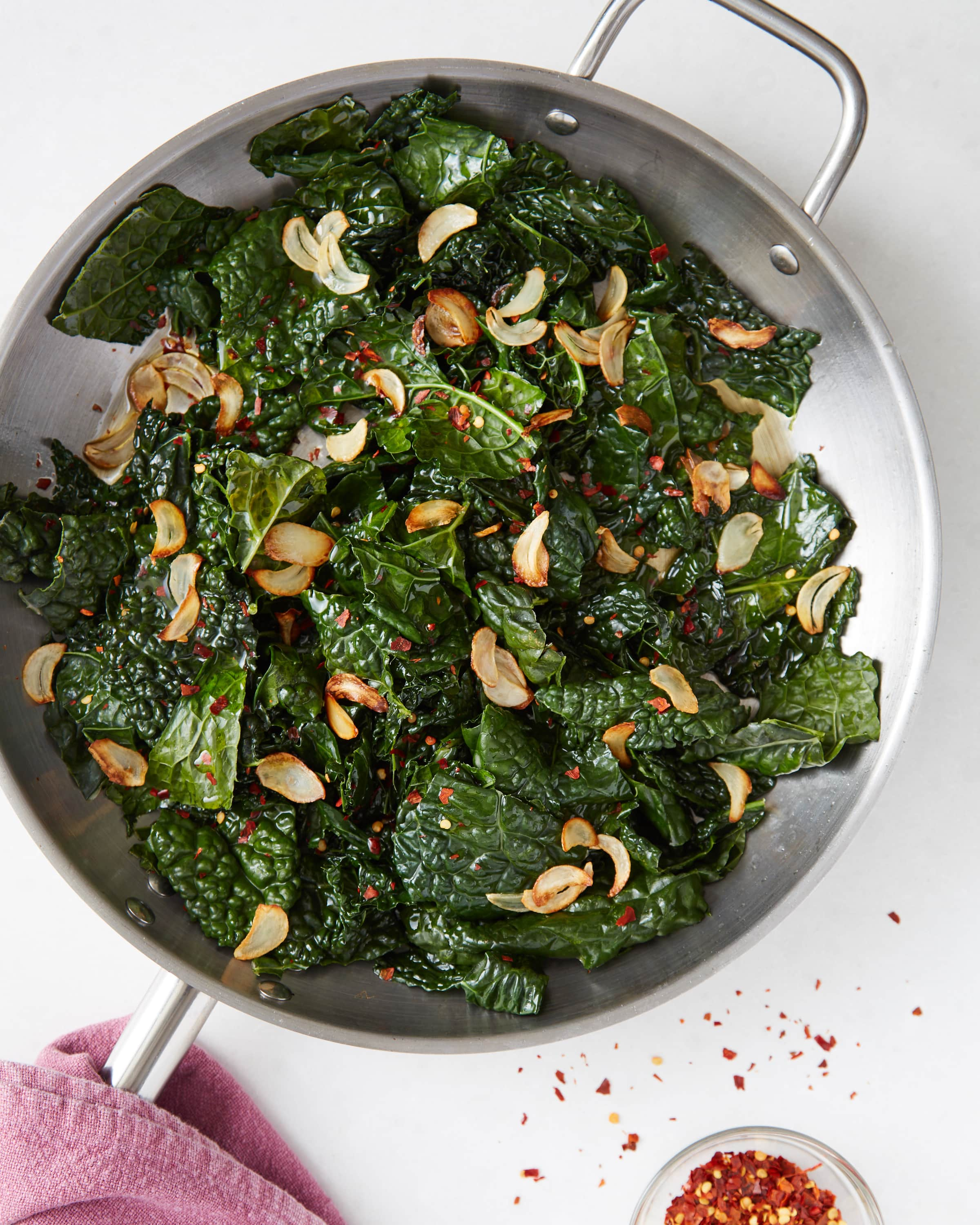 Recipe: Easy Skillet Kale with Lemon & Garlic | Kitchn