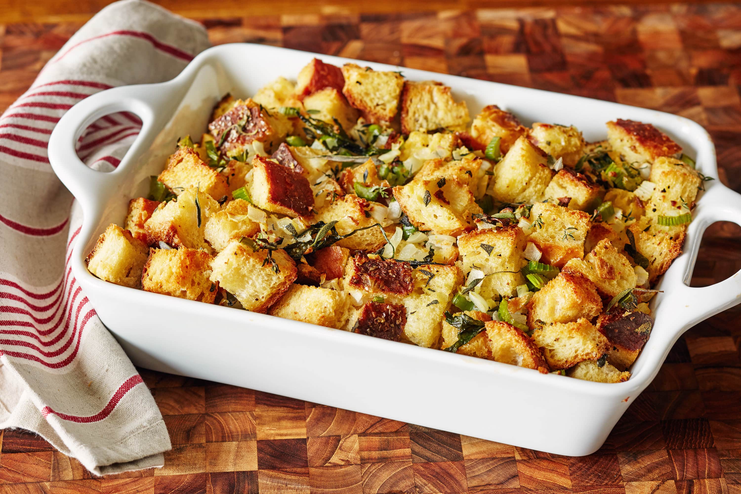 How To Make The Very Best Thanksgiving Stuffing Kitchn