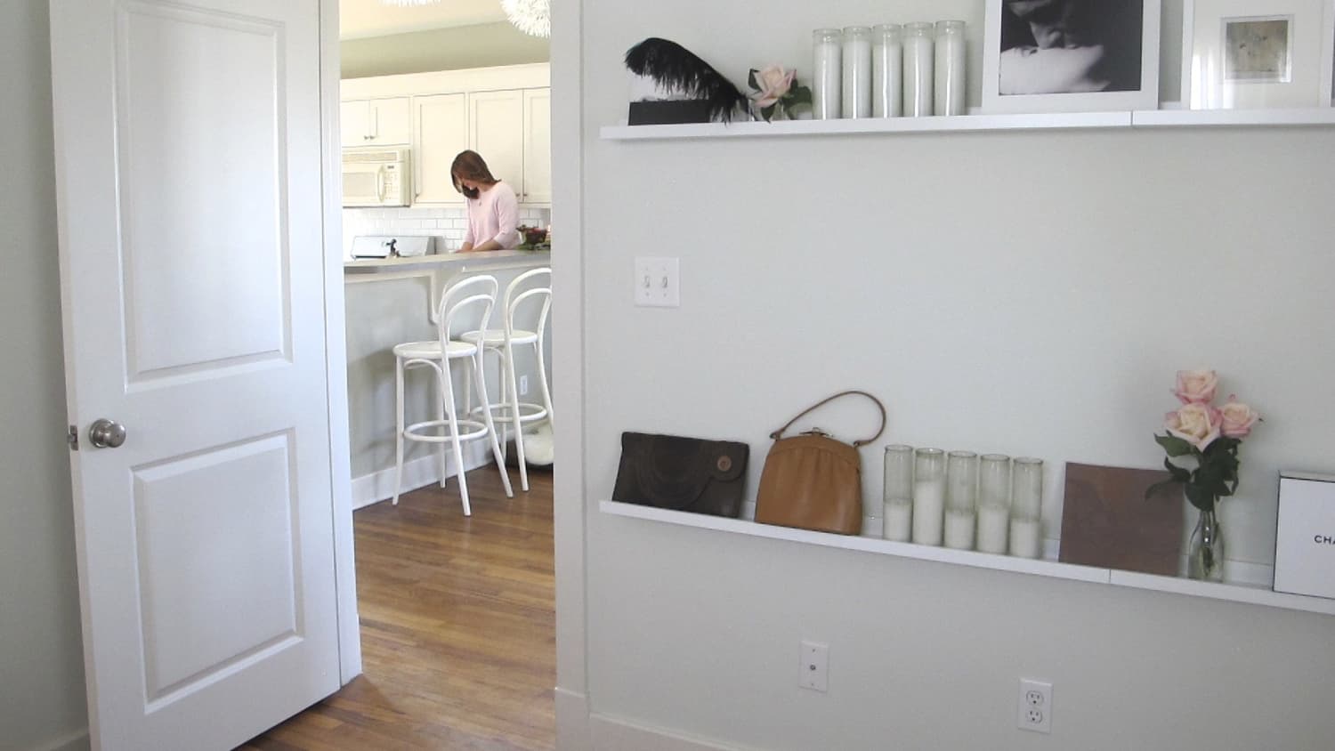 How To Decorate With Ikea S Floating Picture Shelves Apartment