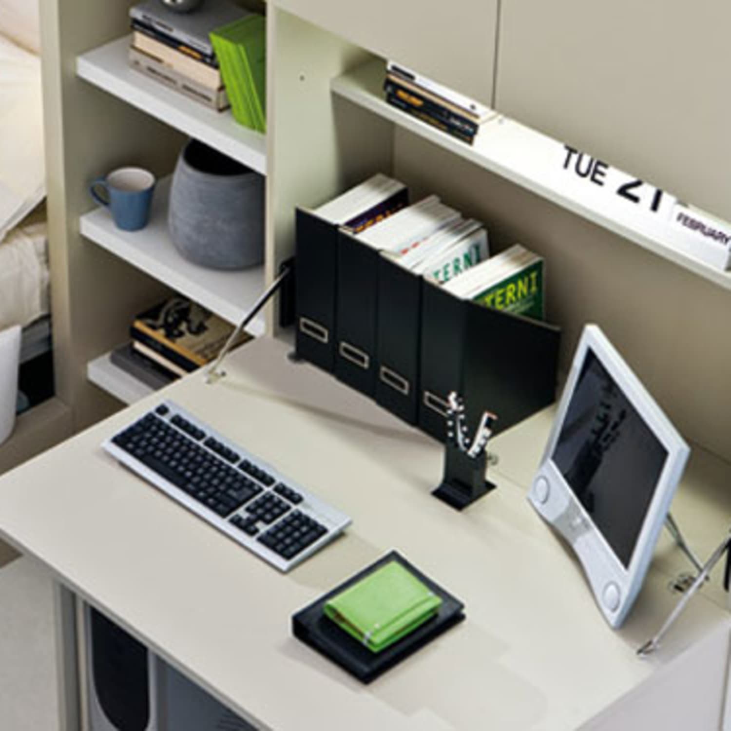 Best Wall Mounted Desks For Small Spaces Apartment Therapy