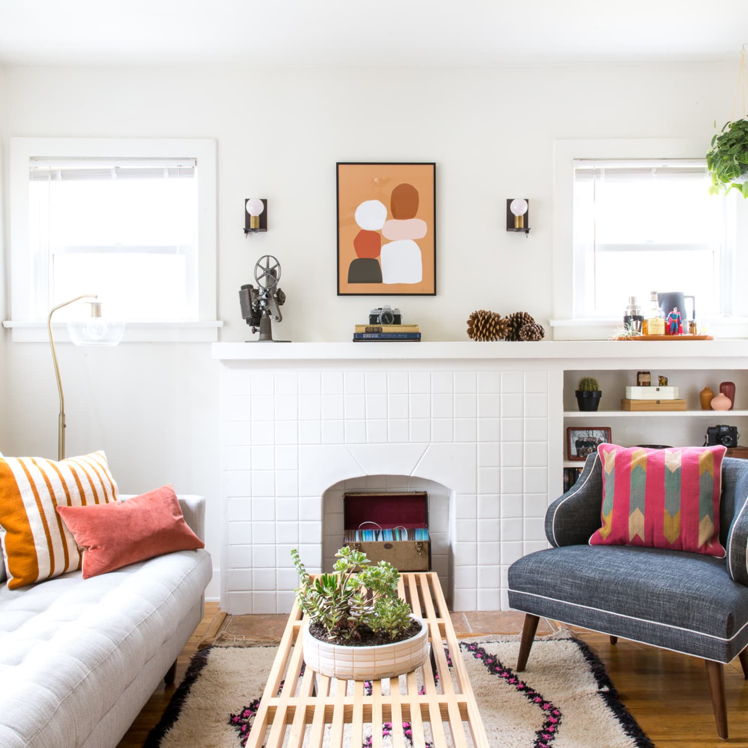 How To Hang Curtains Do S And Don Ts Apartment Therapy