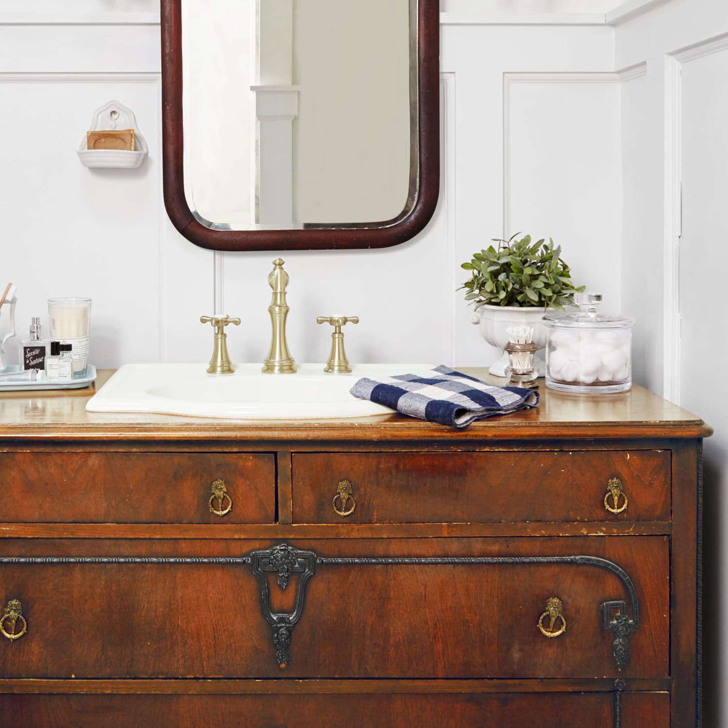 7 Ways To Repurpose A Vintage Dresser And Gain More Storage In